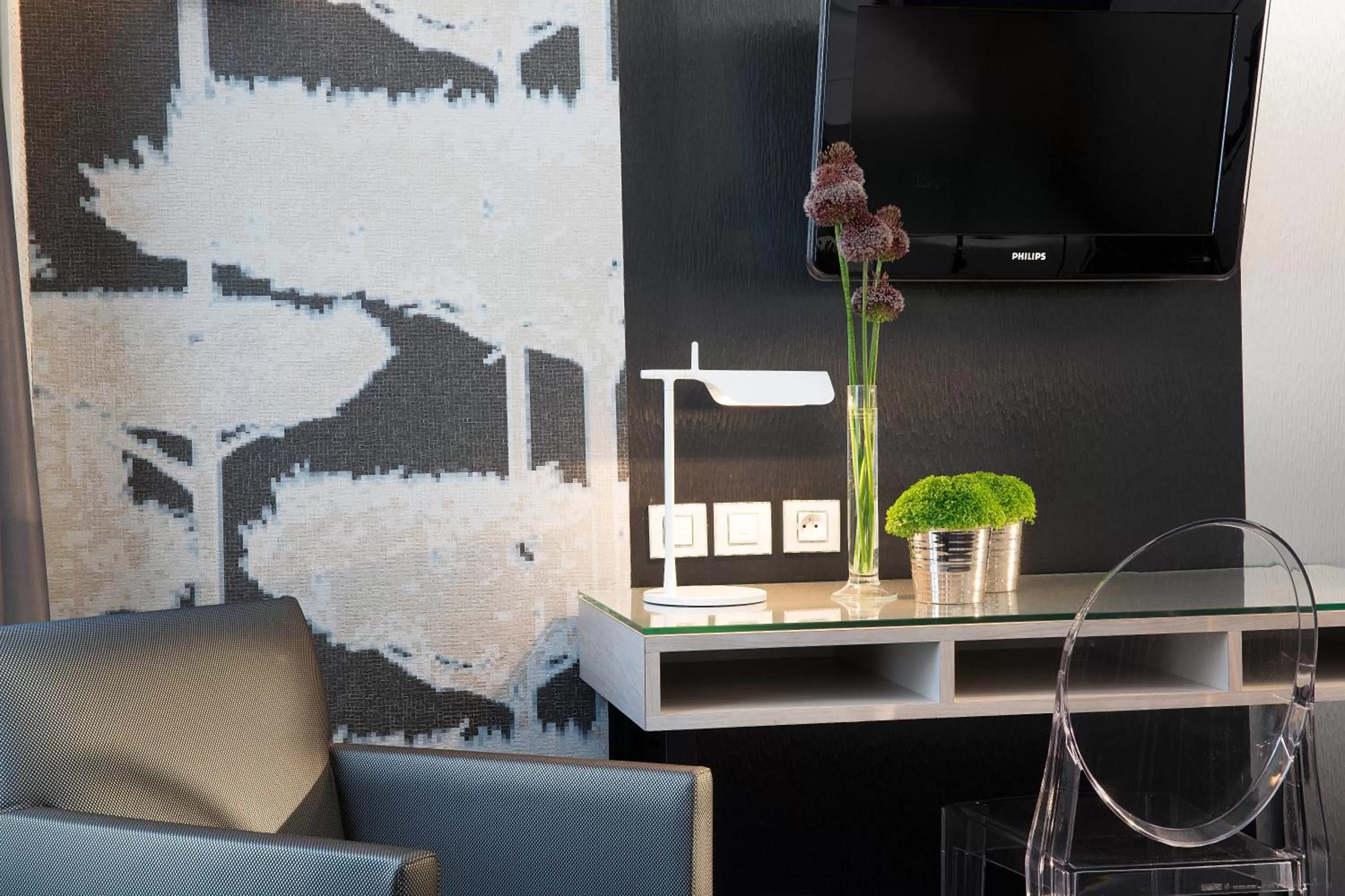 Decorative detail in Hôtel A La Villa des Artistes