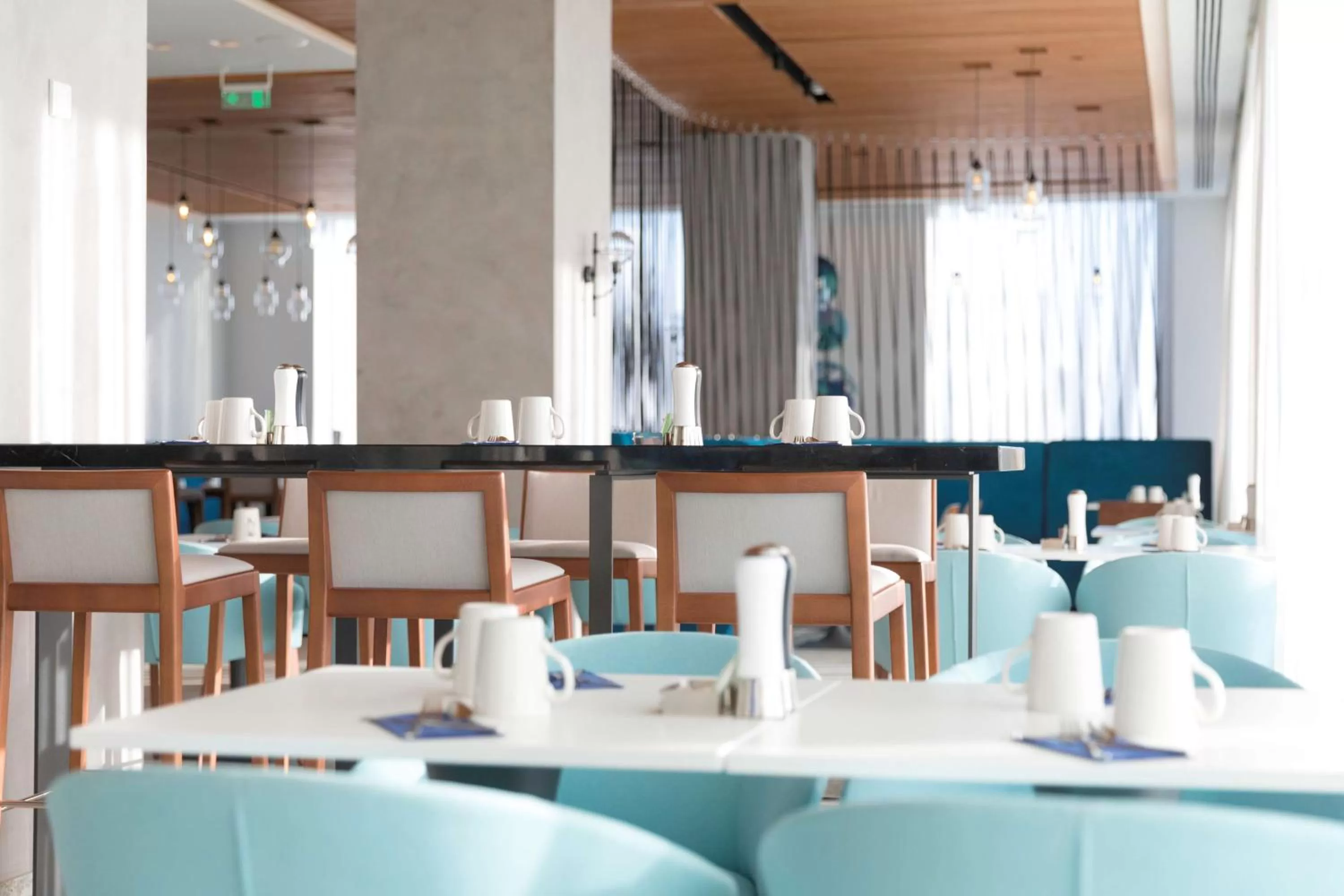 Restaurant/places to eat in Radisson Blu Hotel, Larnaca