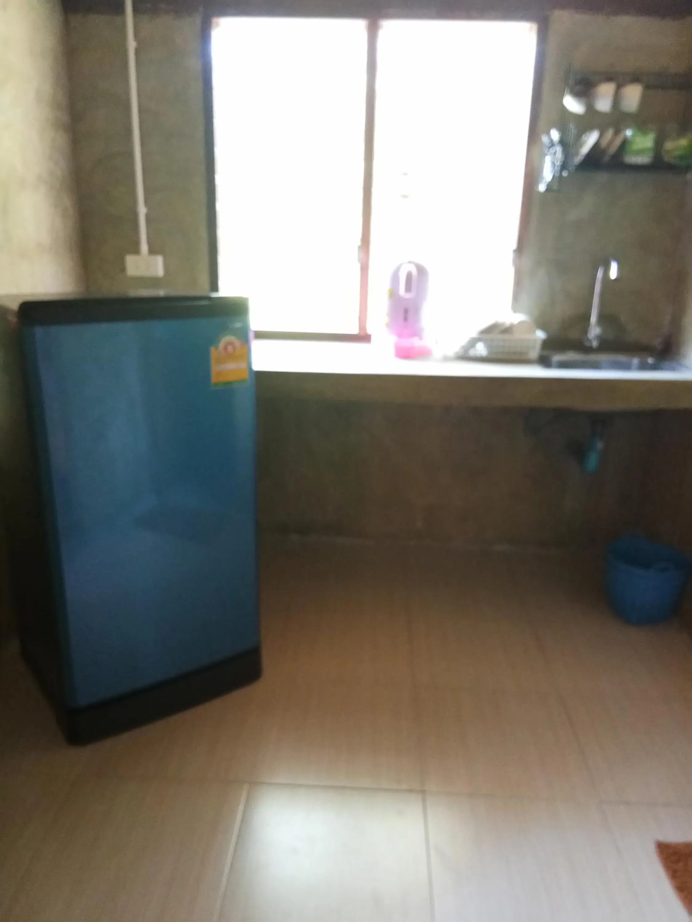 Communal kitchen in Lanta Maikeaw Bungalow