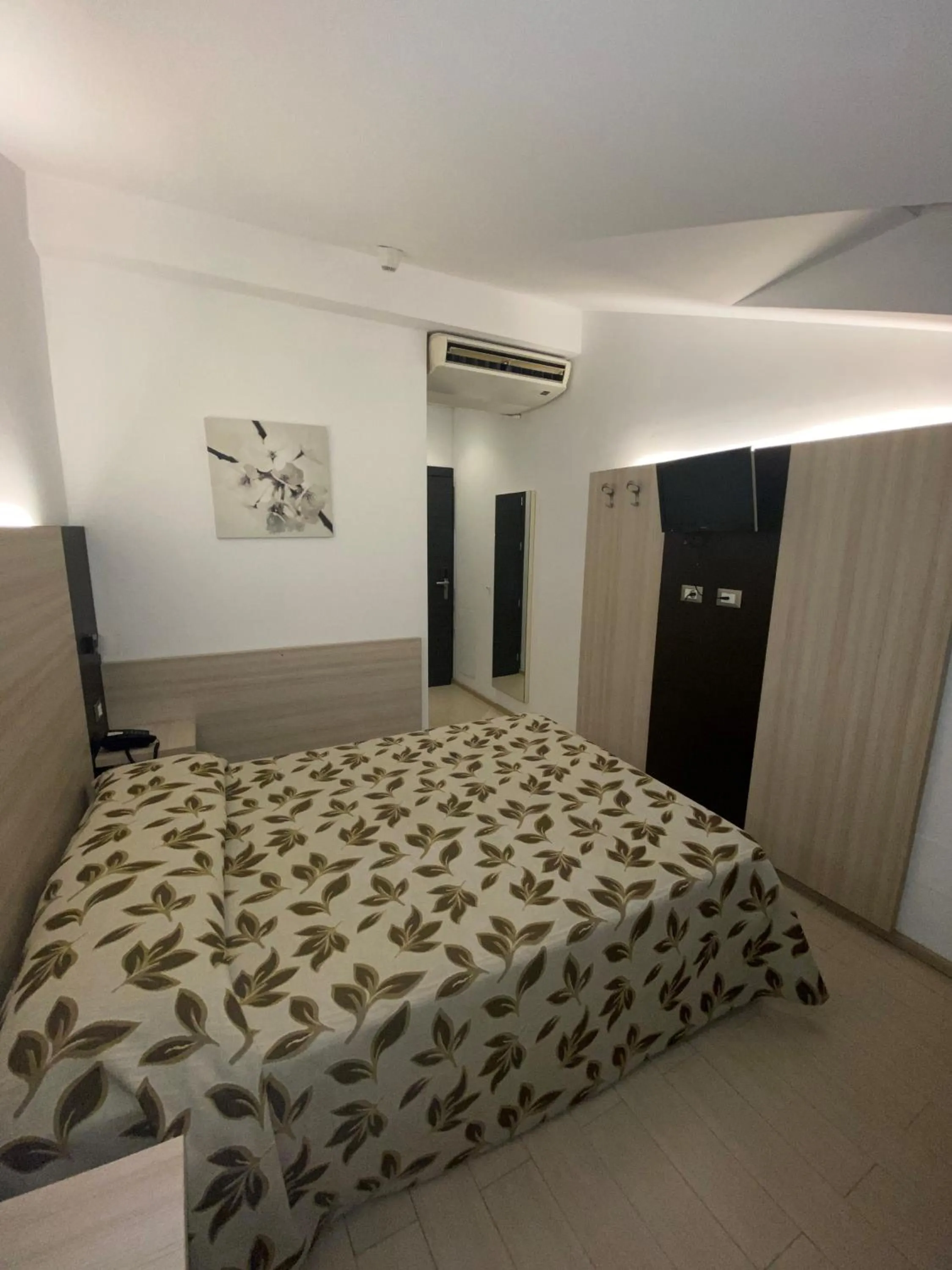 Bed in Hotel Holiday- Alla Finestrella