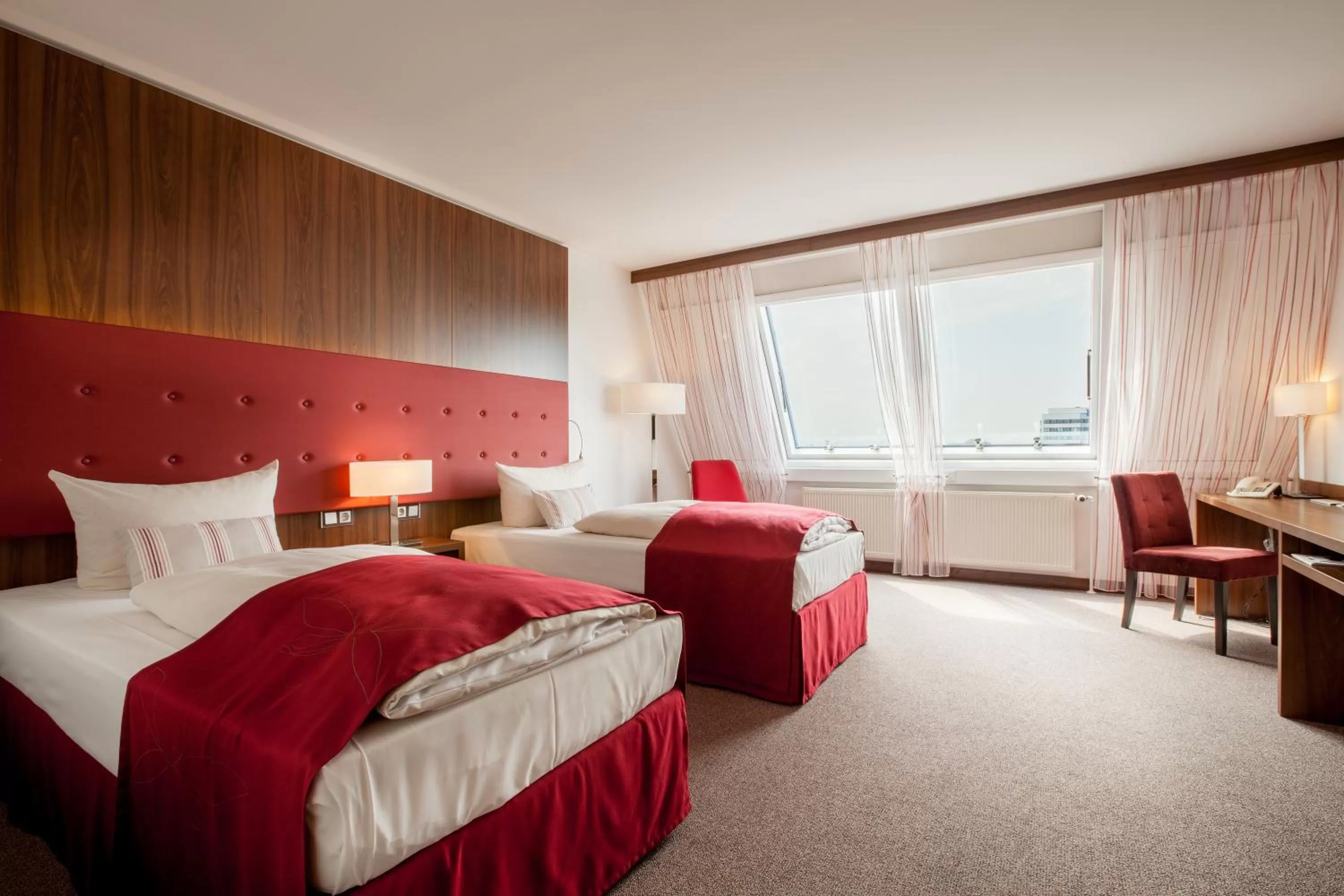 Photo of the whole room, Bed in Fora Hotel Hannover by Mercure