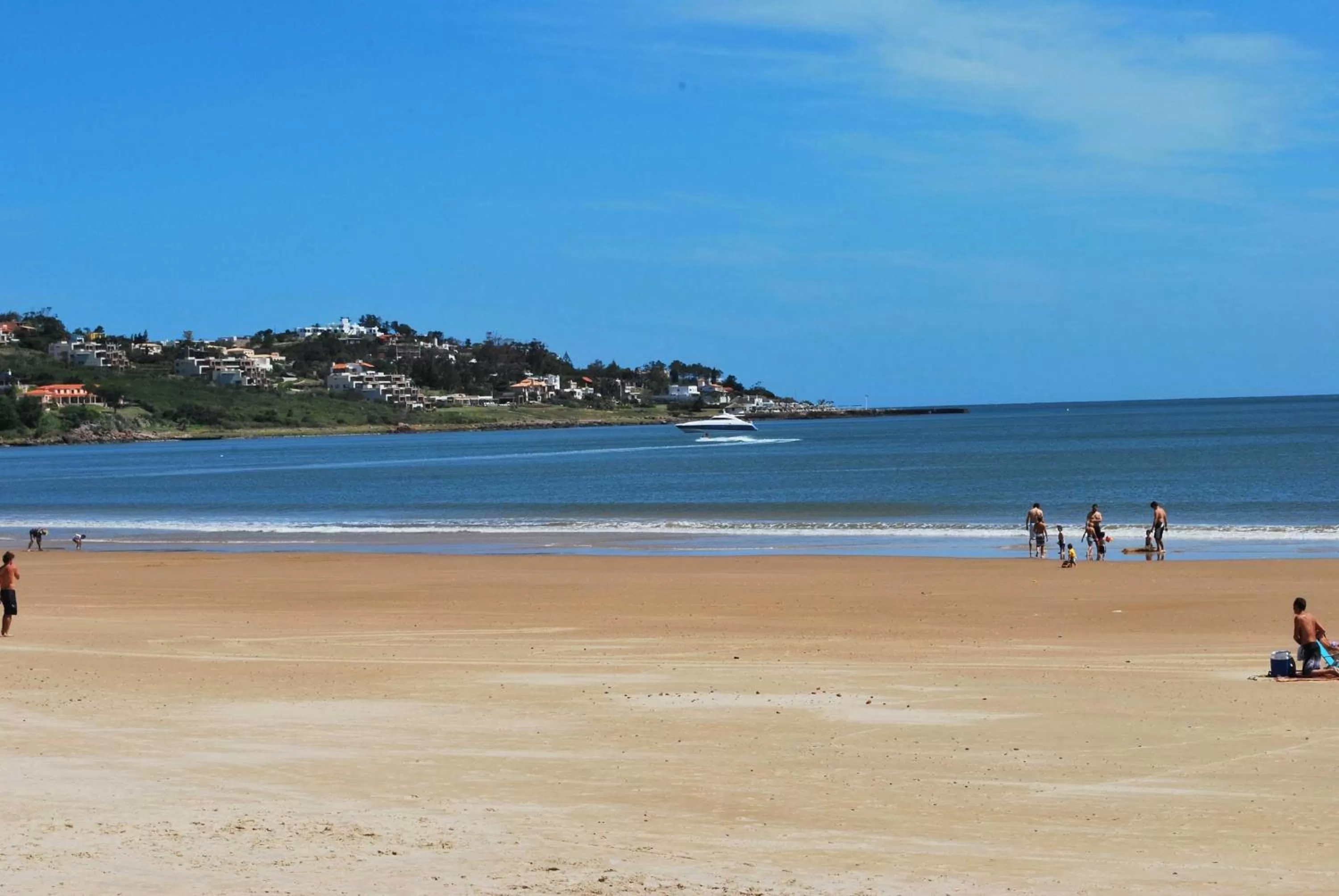 Area and facilities, Beach in Hotel De La Barra