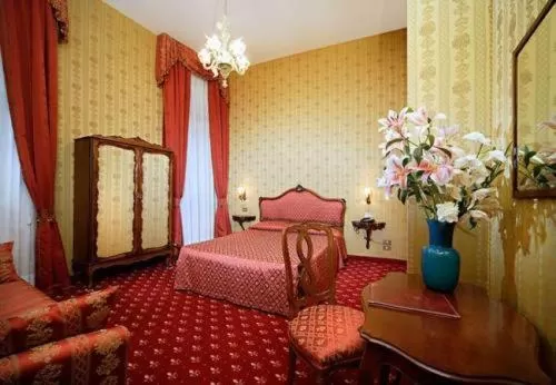 Photo of the whole room, Bed in Centauro Hotel