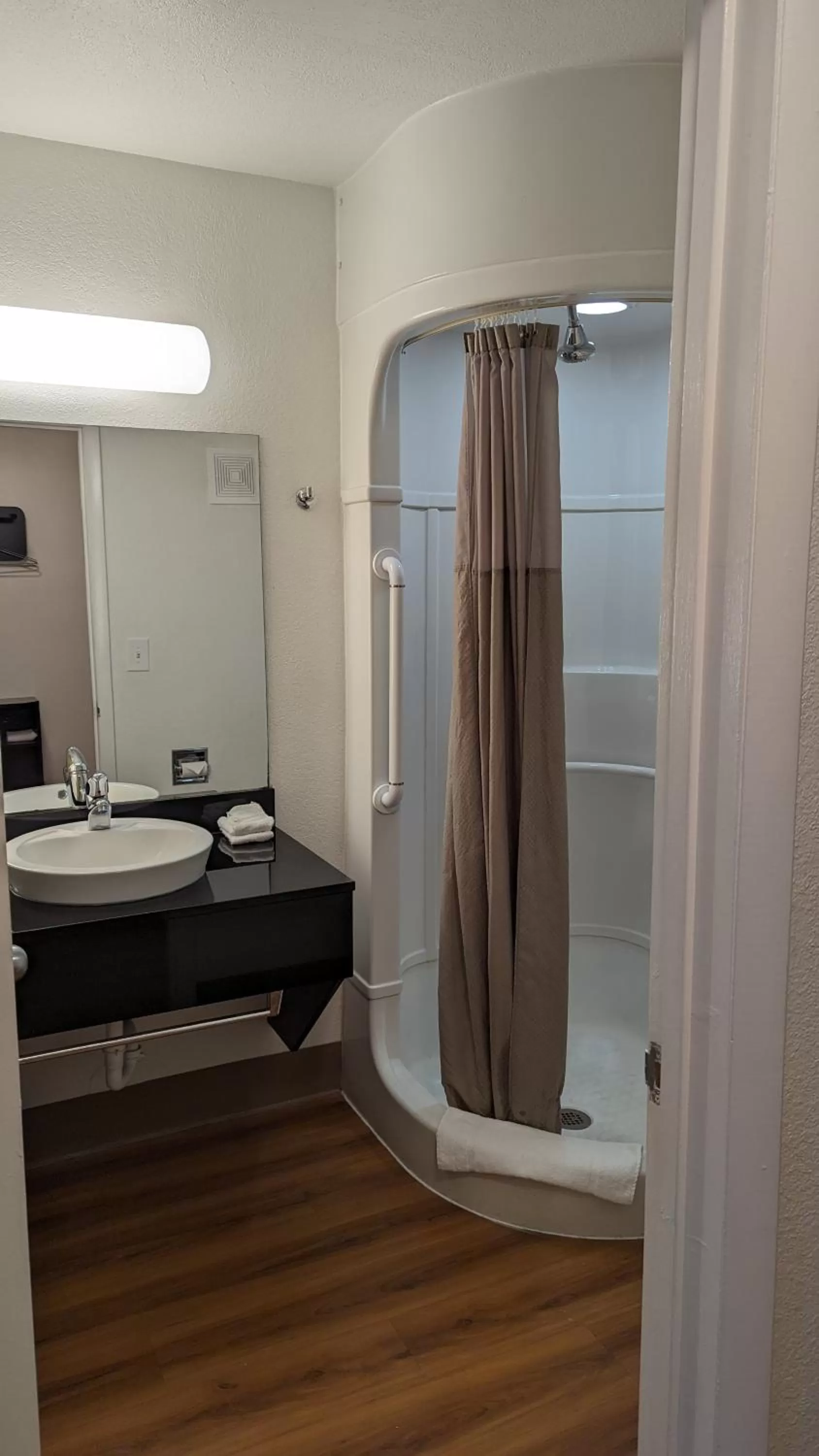 Bathroom in Hilltop Hotel