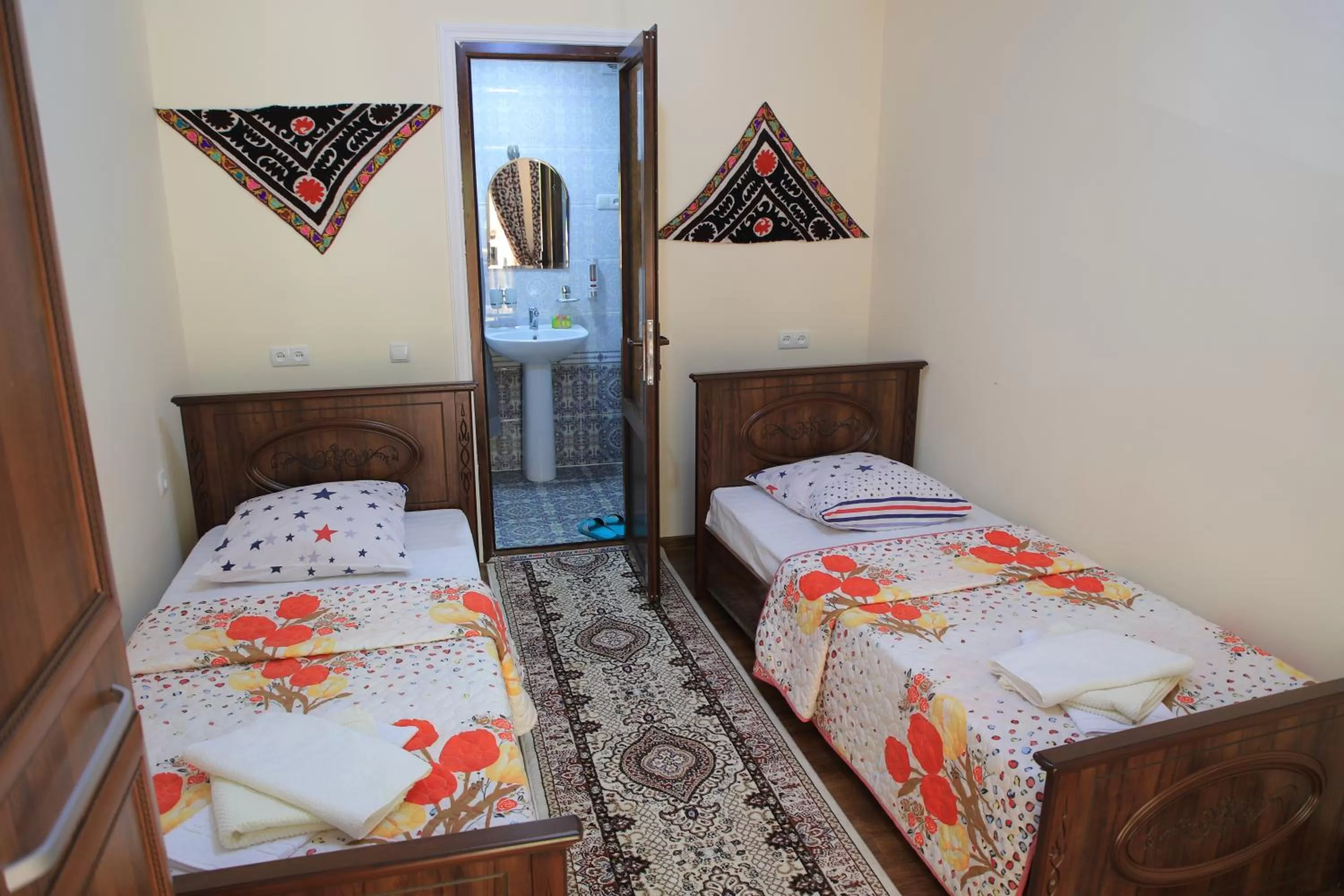 Bed in Tilyakori Hotel