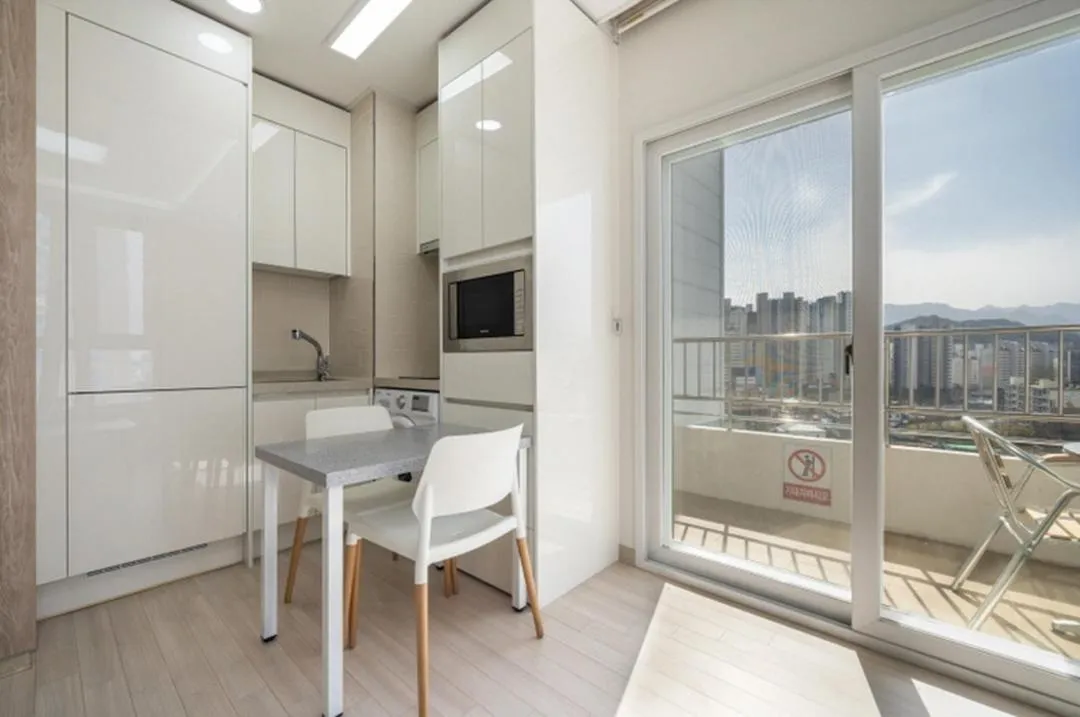 Kitchen or kitchenette in The Mark Sokcho Residence hotel