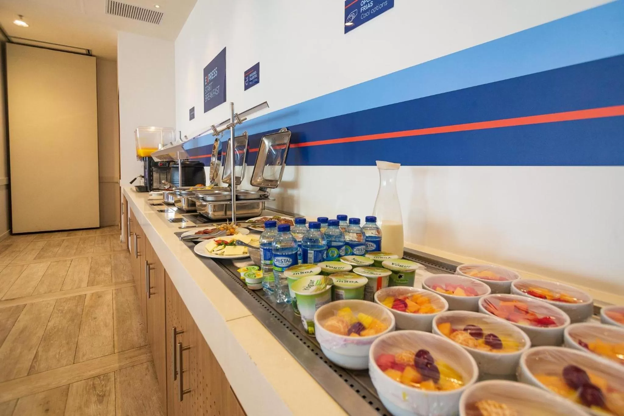 Breakfast in Holiday Inn Express Cartagena Manga by IHG