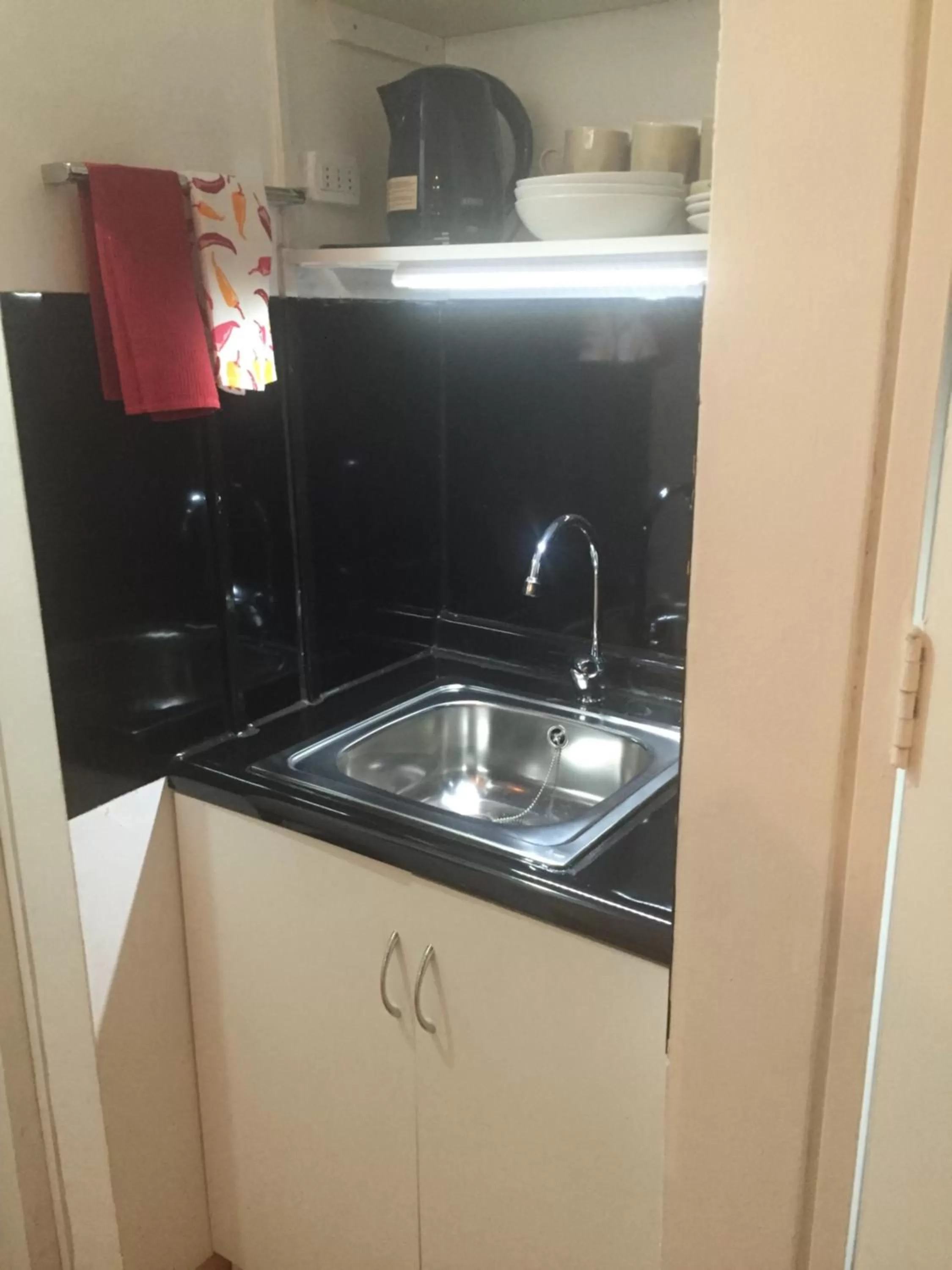 Coffee/tea facilities, Kitchen/Kitchenette in Rent apart Las Condes