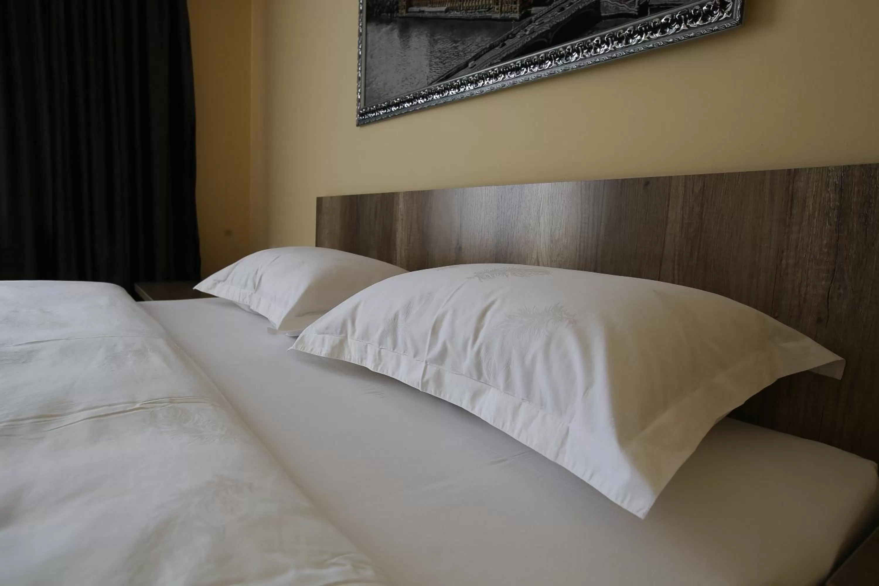 Bed in Altai Business Hotel