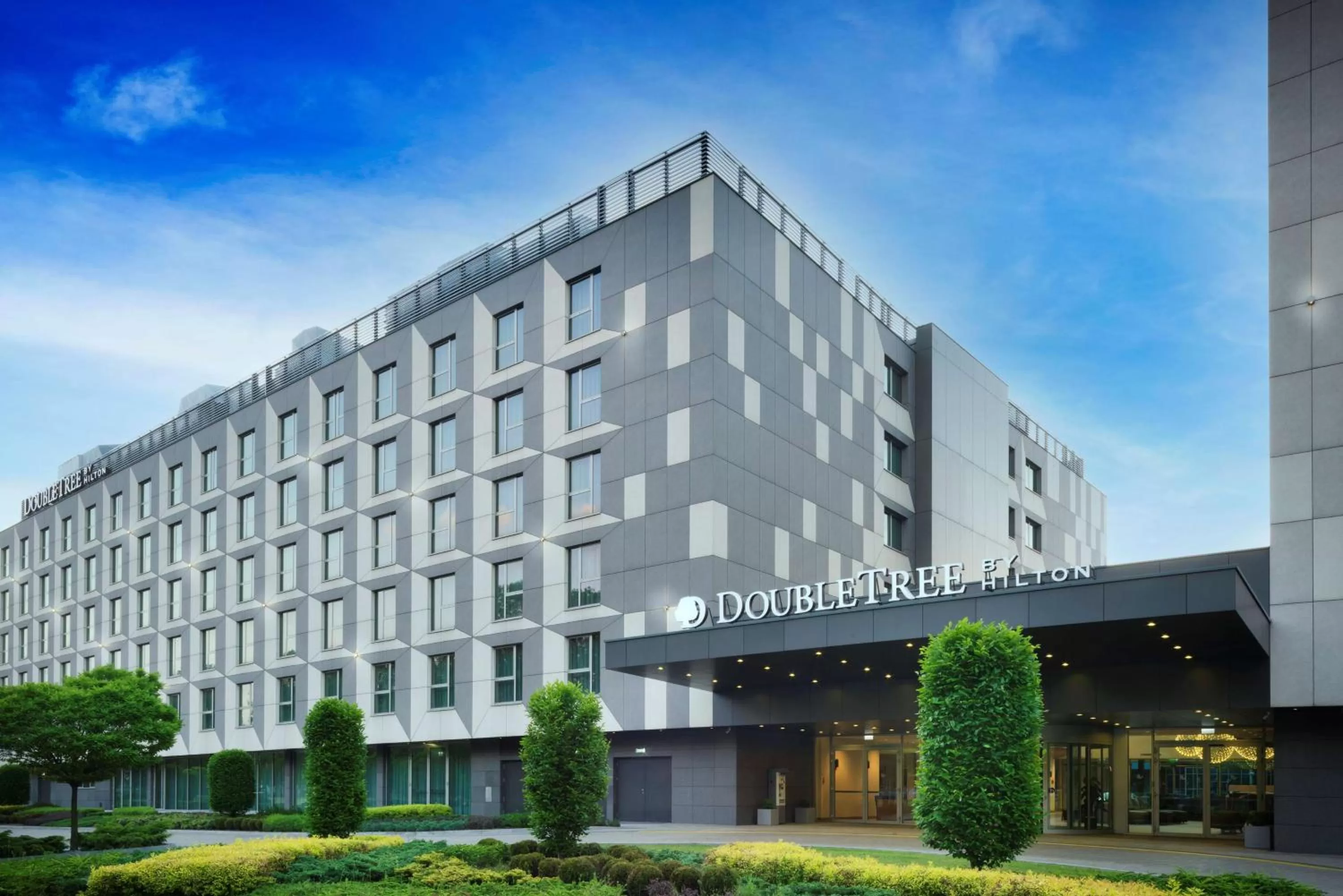 Property building in DoubleTree by Hilton Krakow Hotel & Convention Center