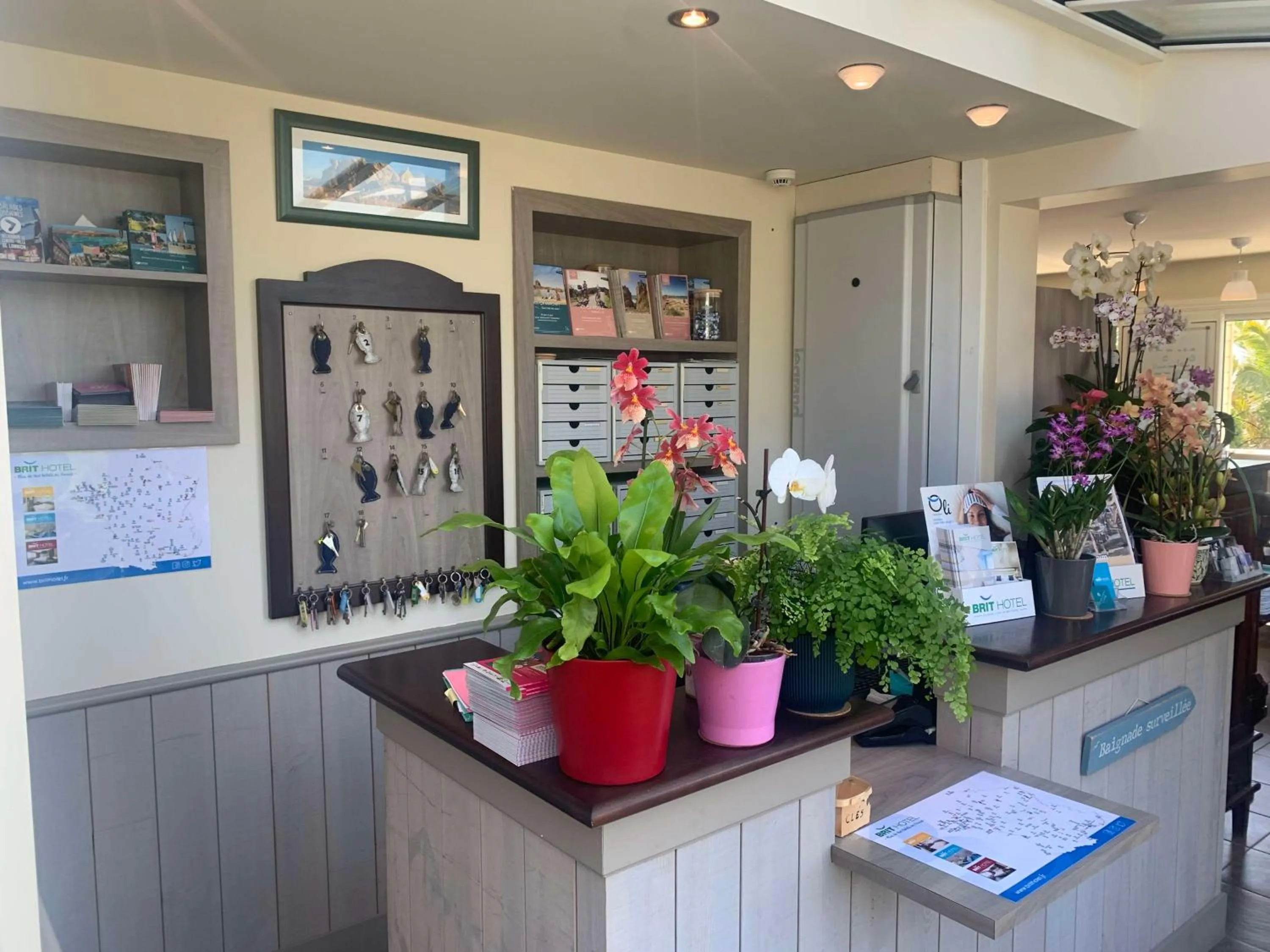 BRIT HOTEL Lannion-Perros Guirec