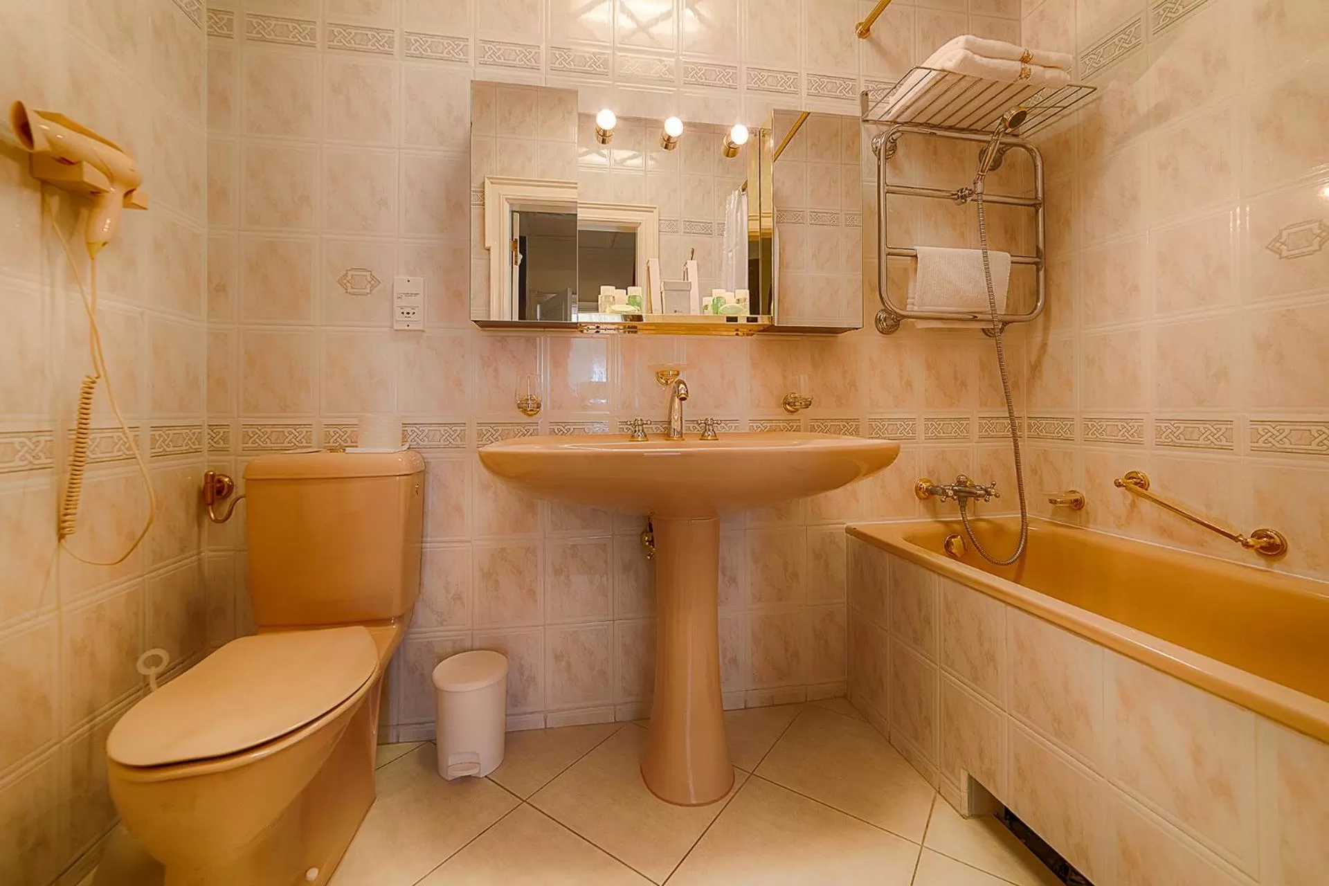 Bathroom in Focus Hotel Premium Pod Orłem