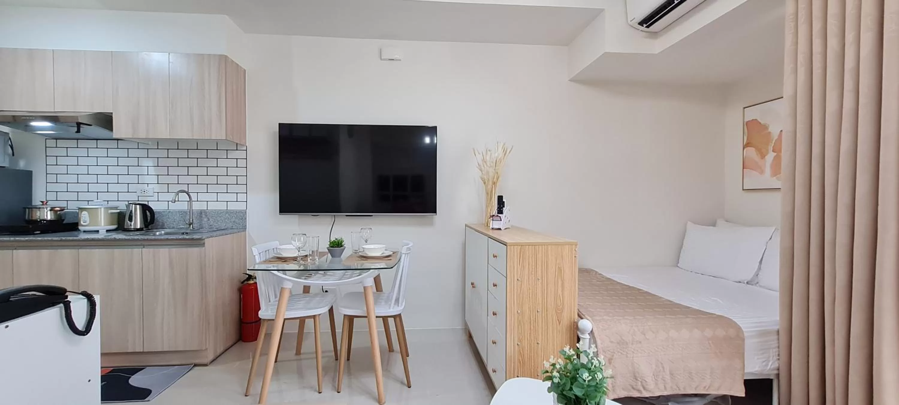 Bed in Inspiria Condo Units beside Abreeza Mall Davao