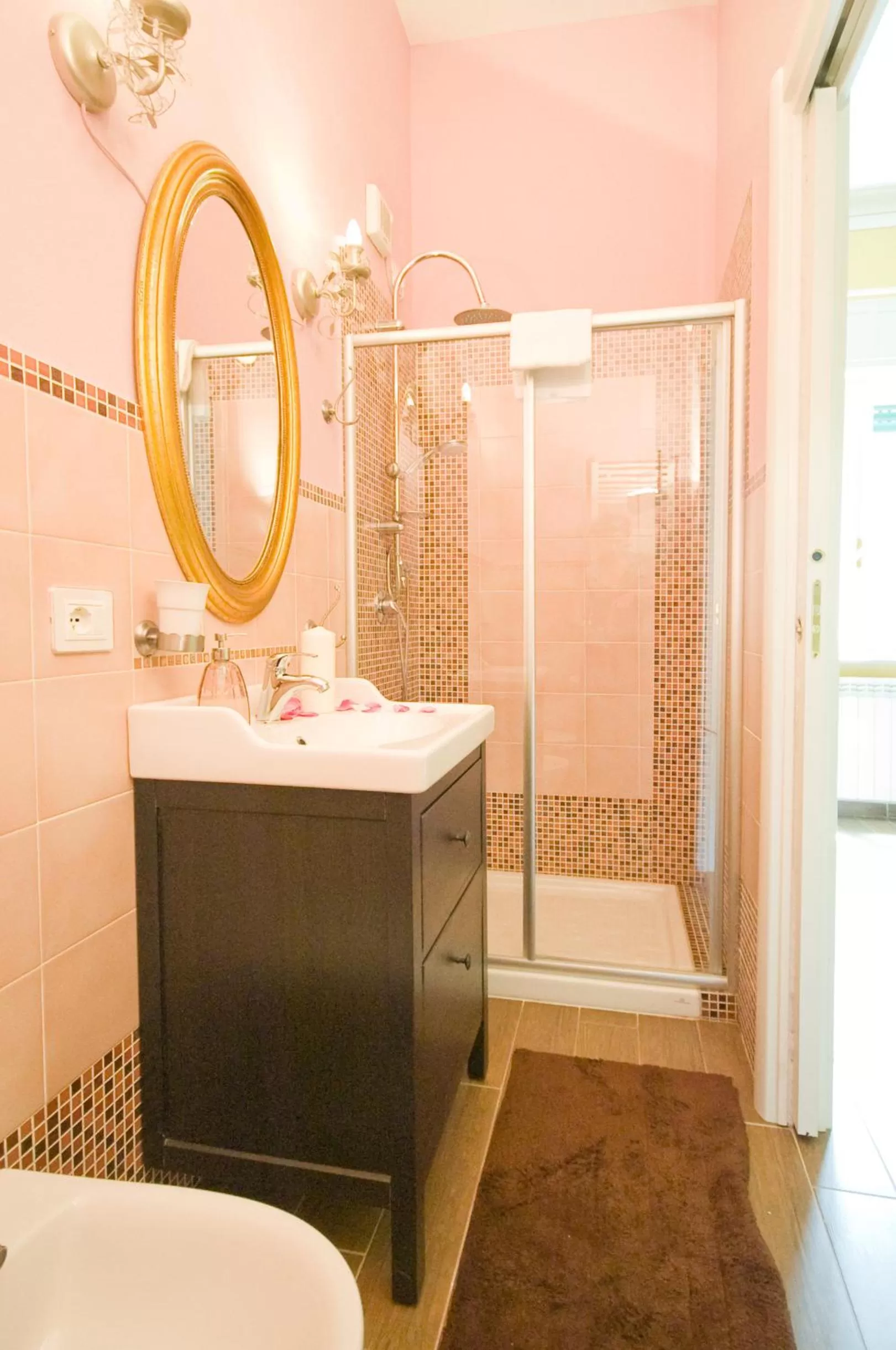 Bathroom in Hotel Pisa Tower