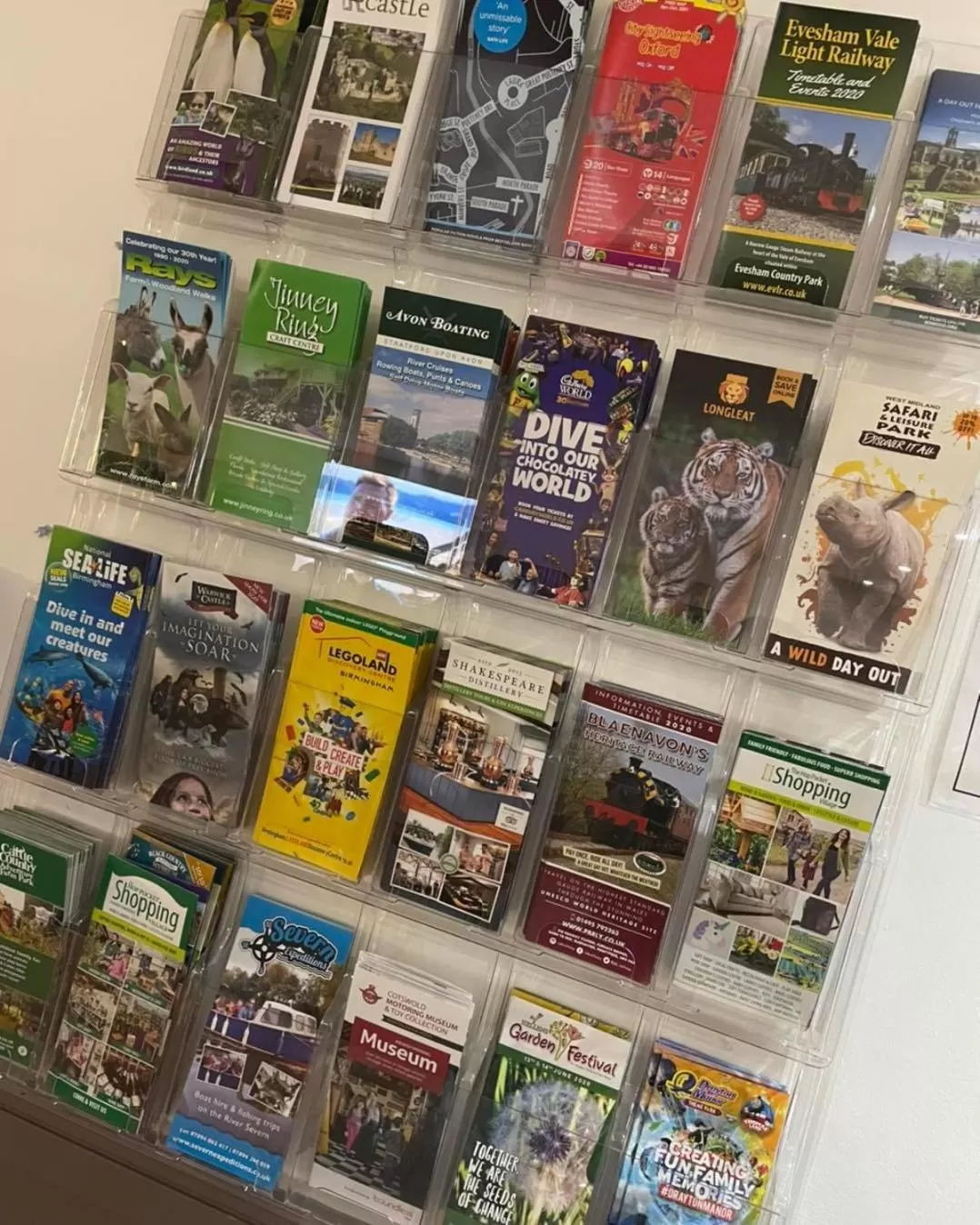 Nearby landmark in Alcester Inn