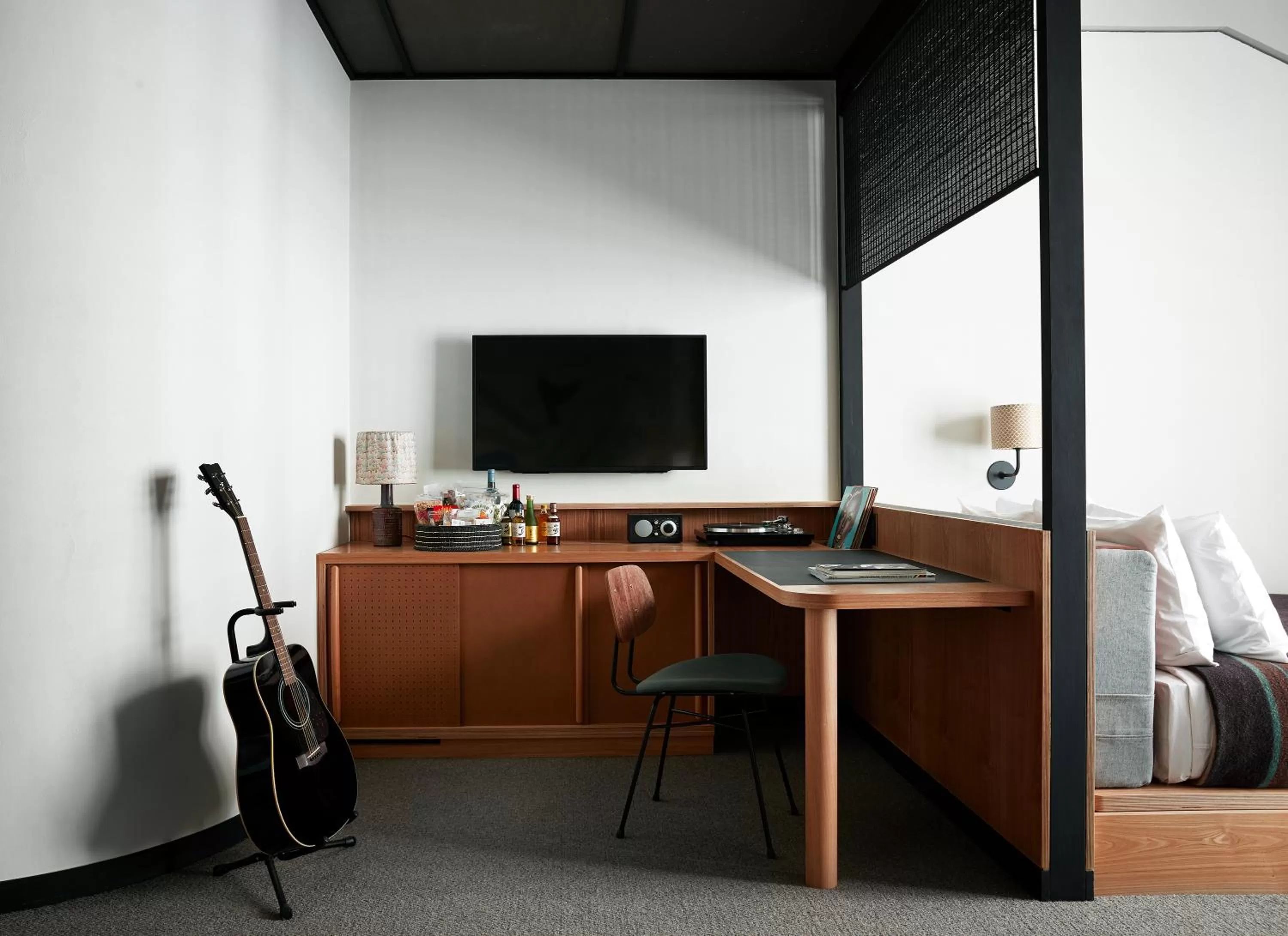 TV and multimedia in Ace Hotel Kyoto