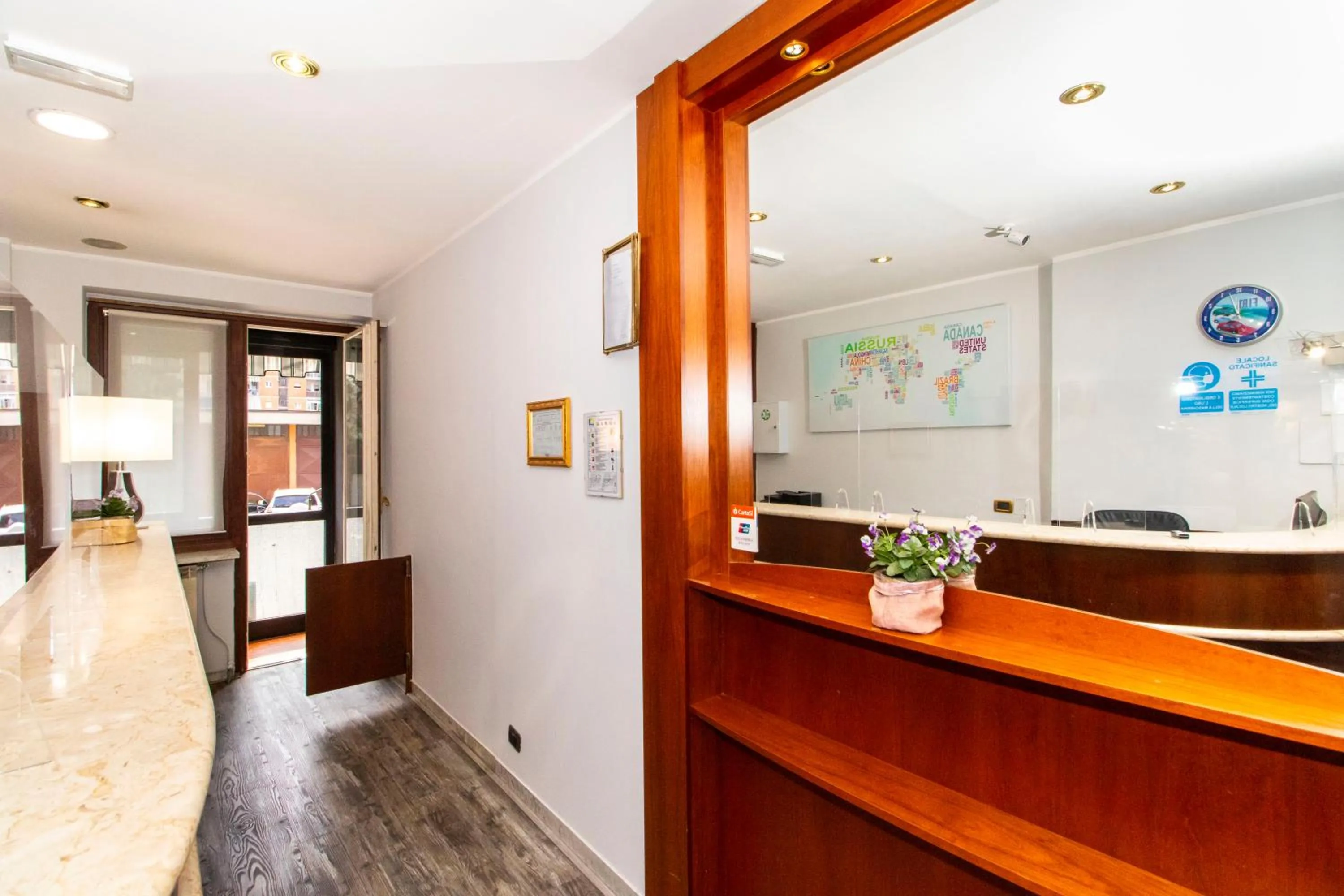 Lobby or reception in Hotel Cristallo Torino