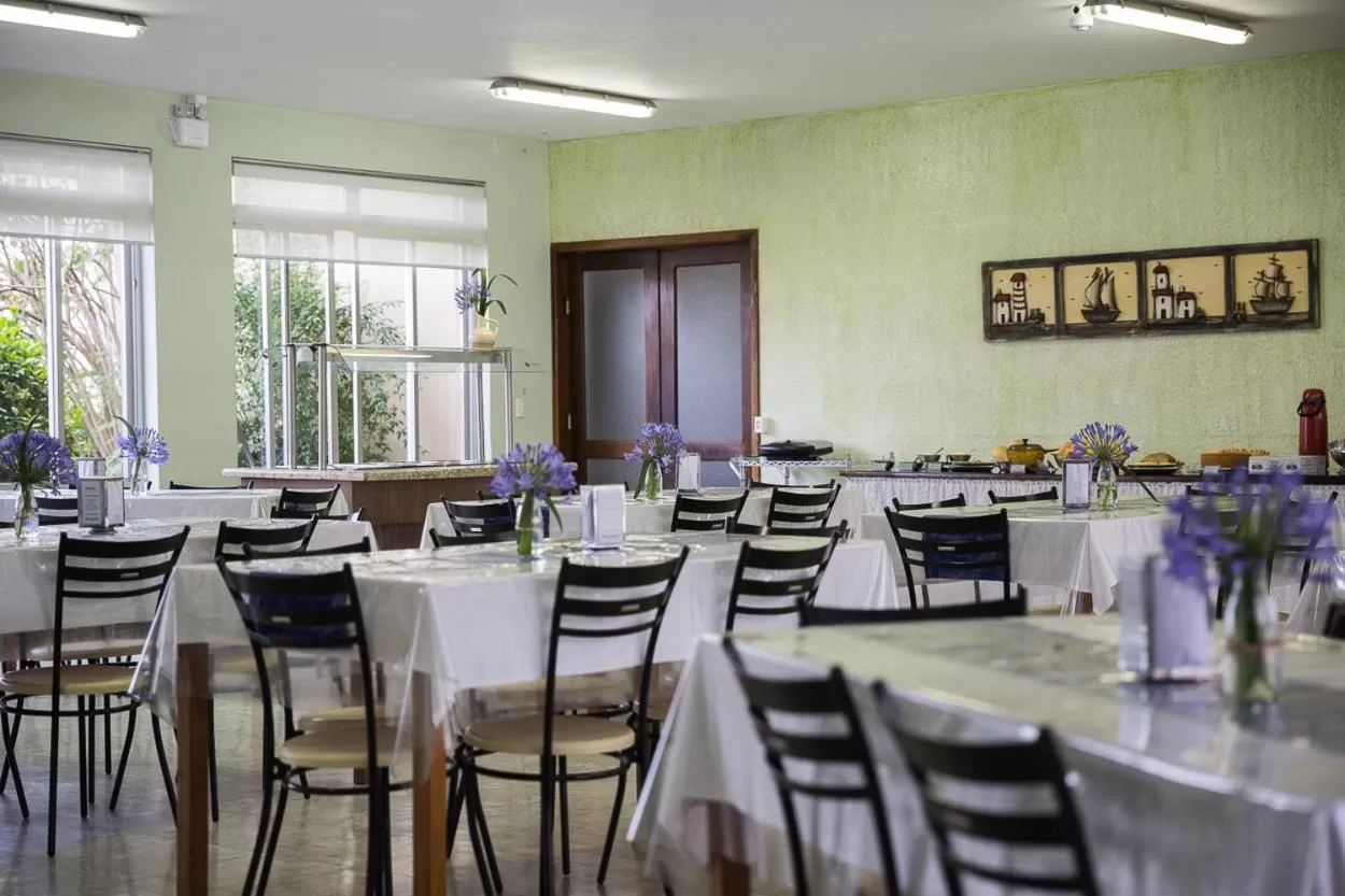 Restaurant/places to eat in Pousada Betânia