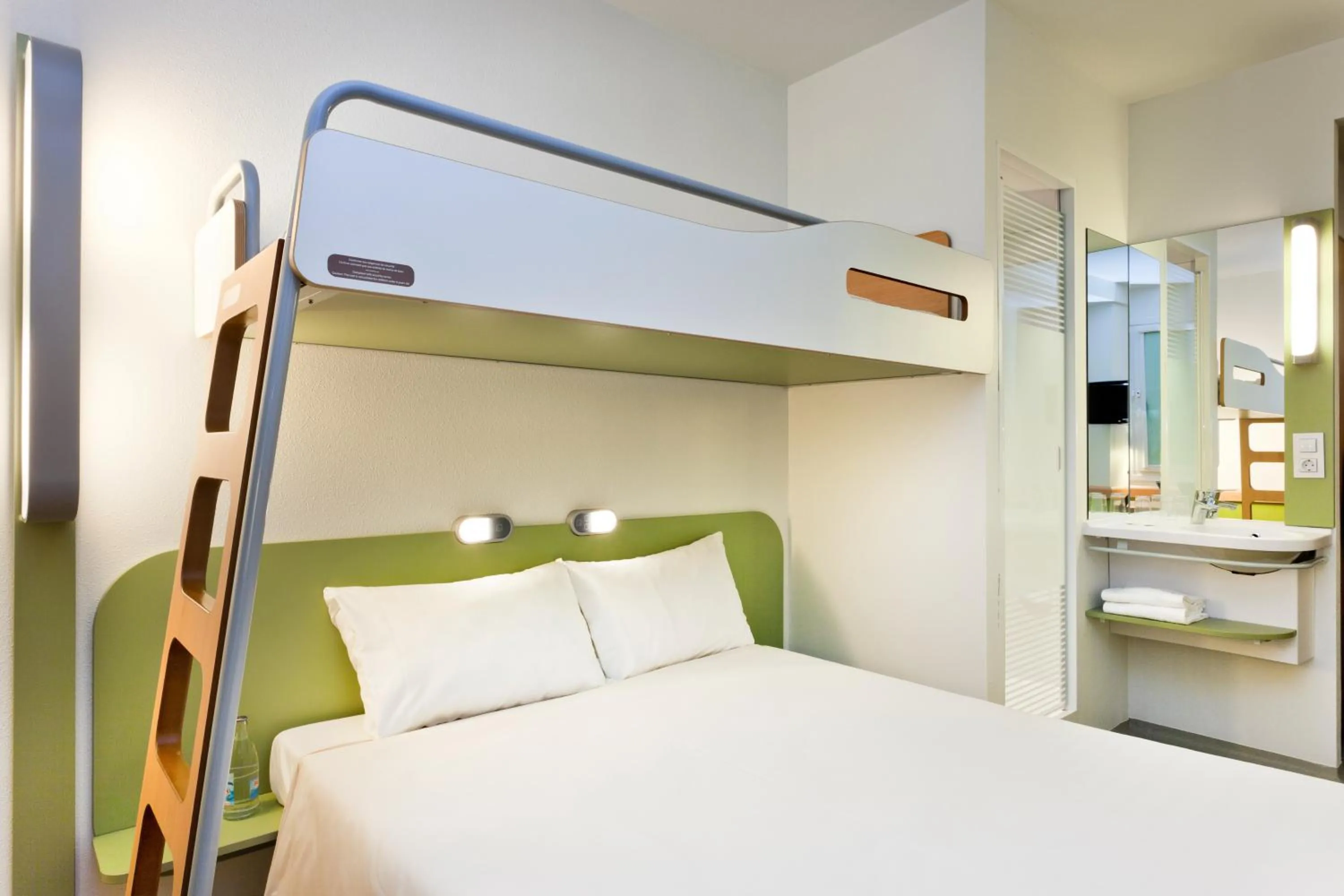 Bed in Ibis Budget Madrid Centro Las Ventas
