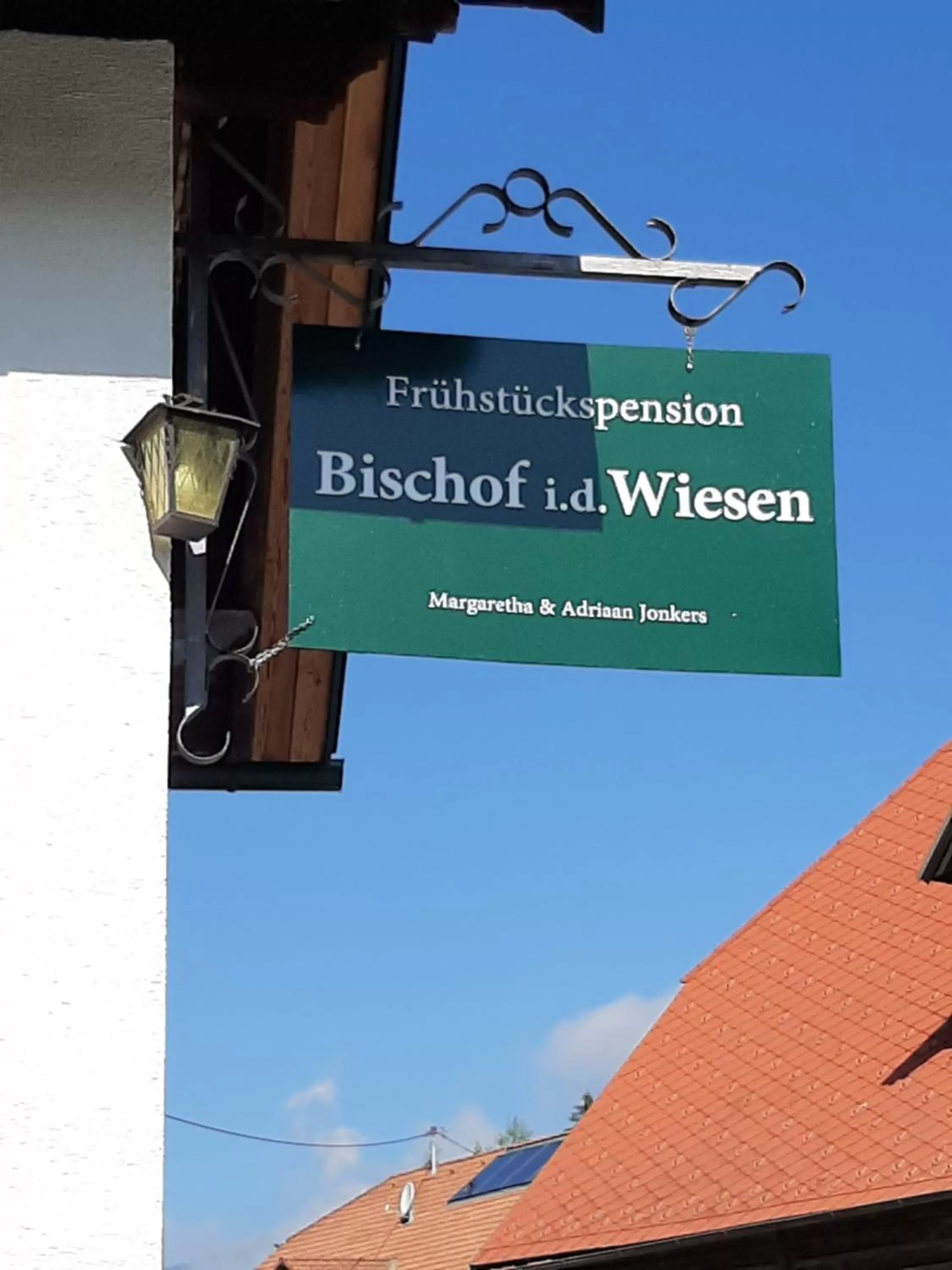 Property logo or sign in Fruhstuckspension Bischof i d Wiesen