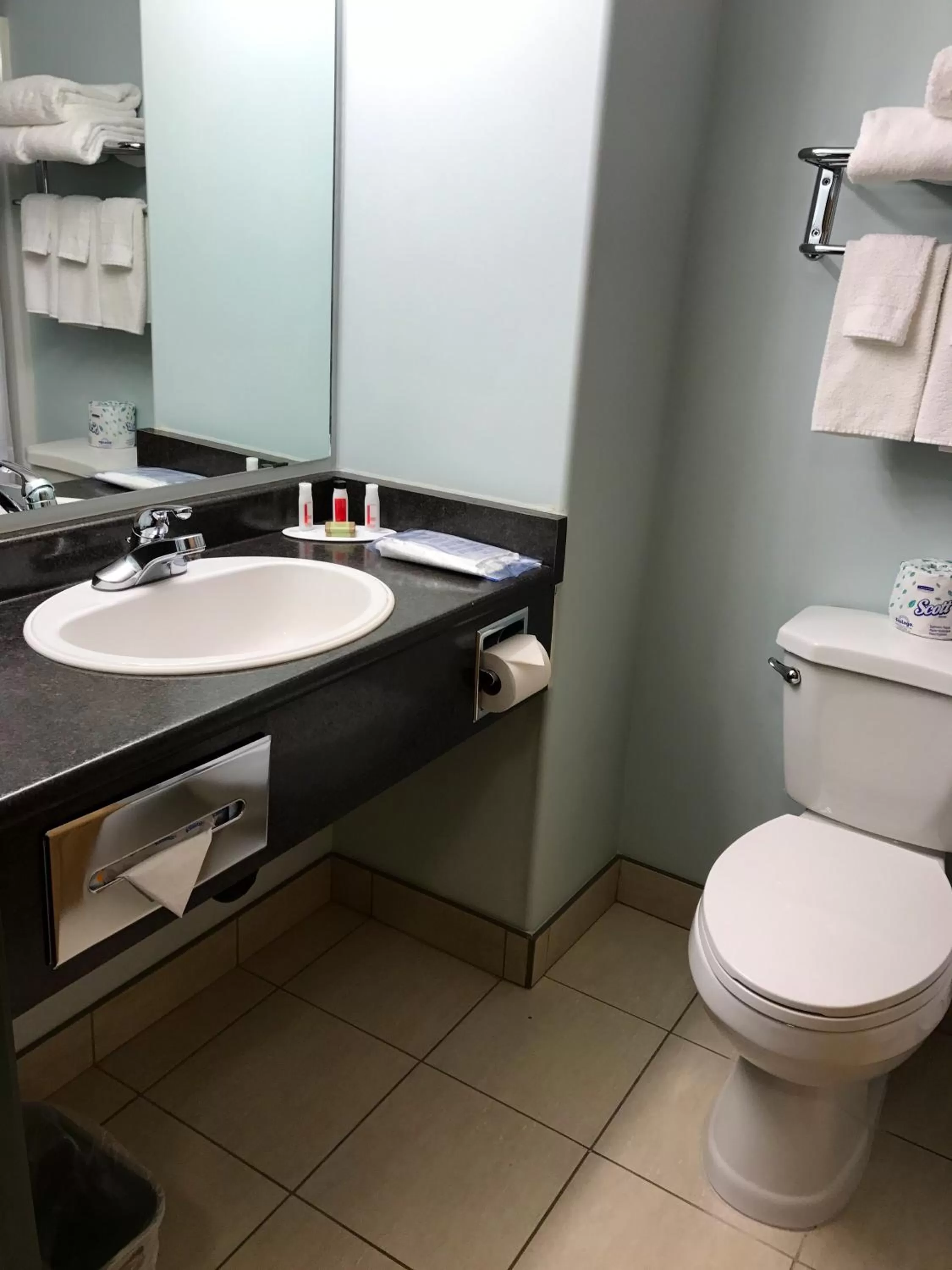 Bathroom in Super 8 by Wyndham Kindersley