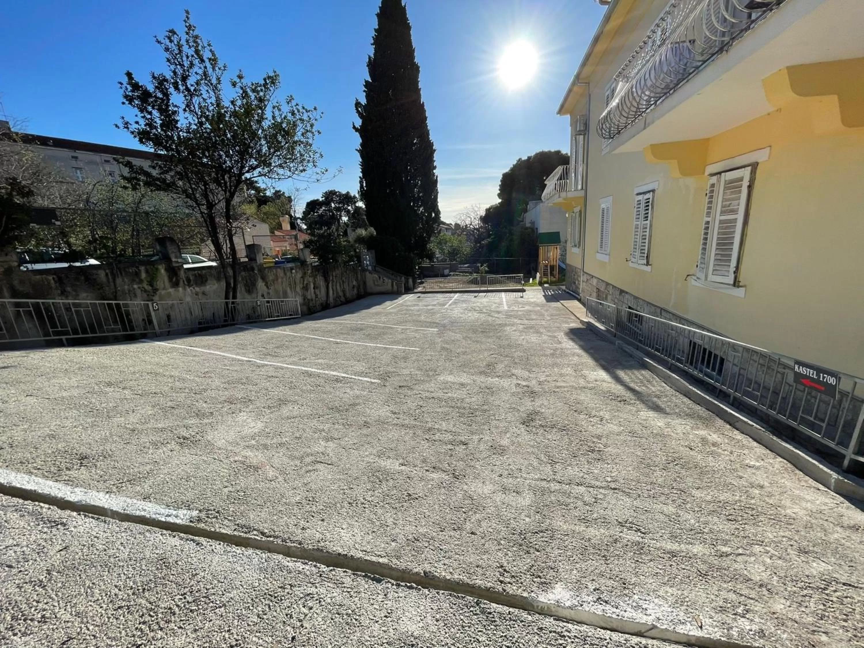 Parking, Property Building in Deluxe Collection Hotel Kastel