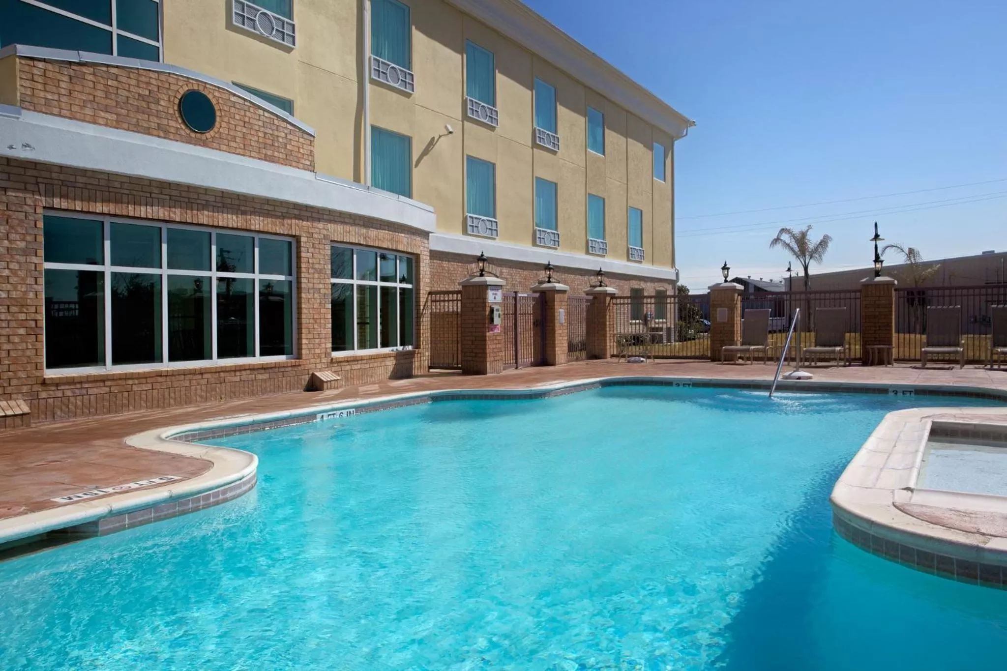 Swimming pool in Holiday Inn Express Pearland by IHG