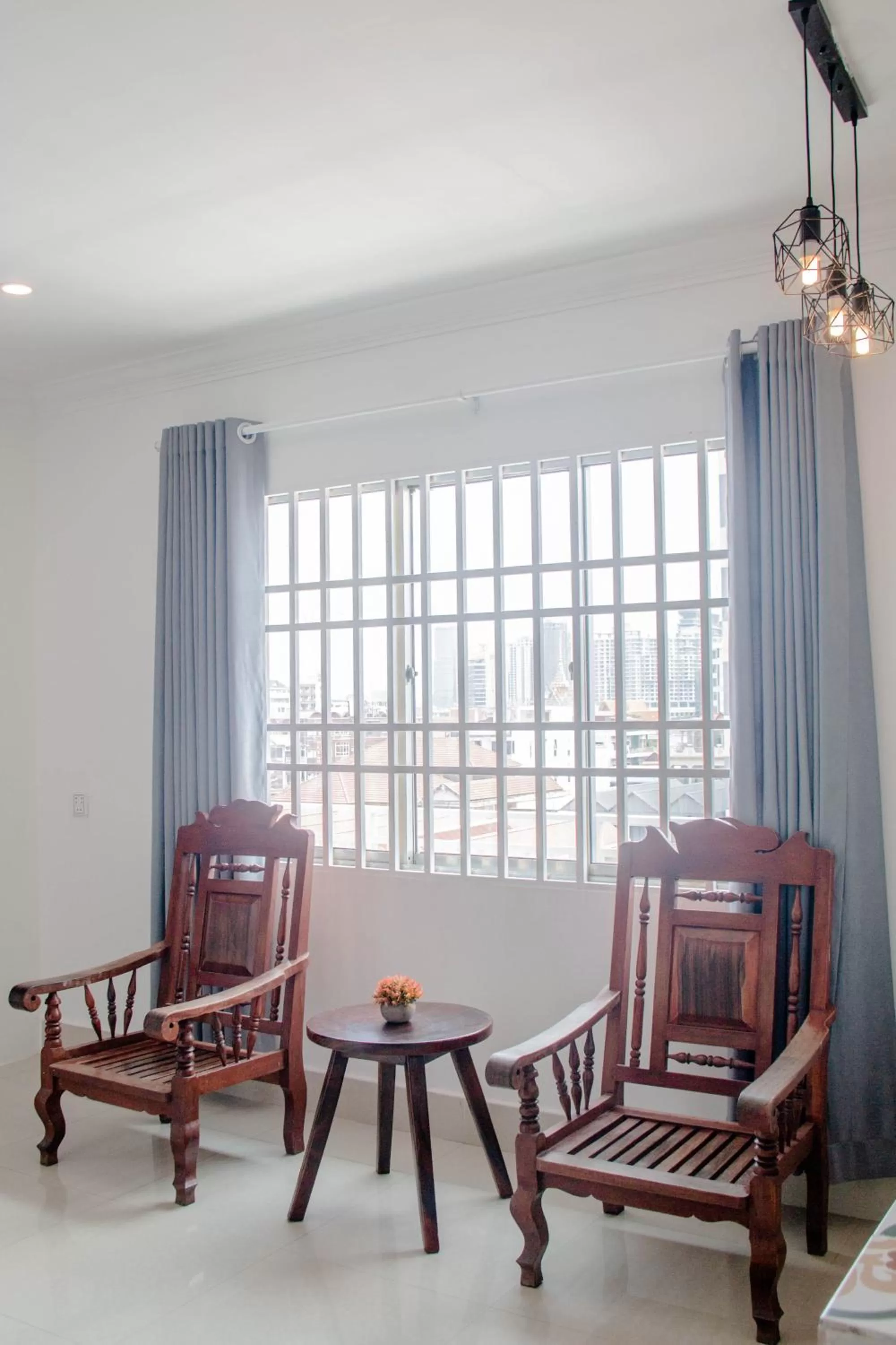 Seating area in White Corner Hotel