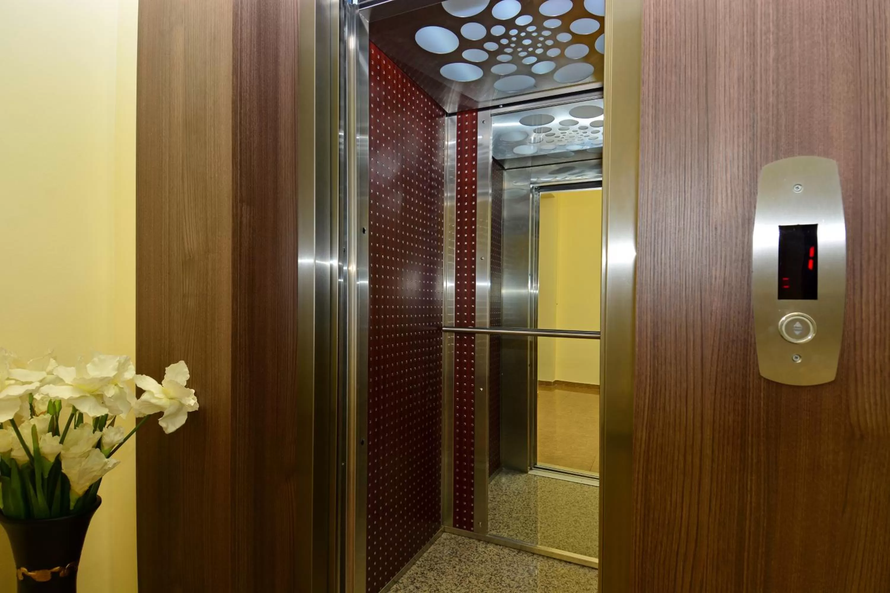 Area and facilities in Hotel Diamond