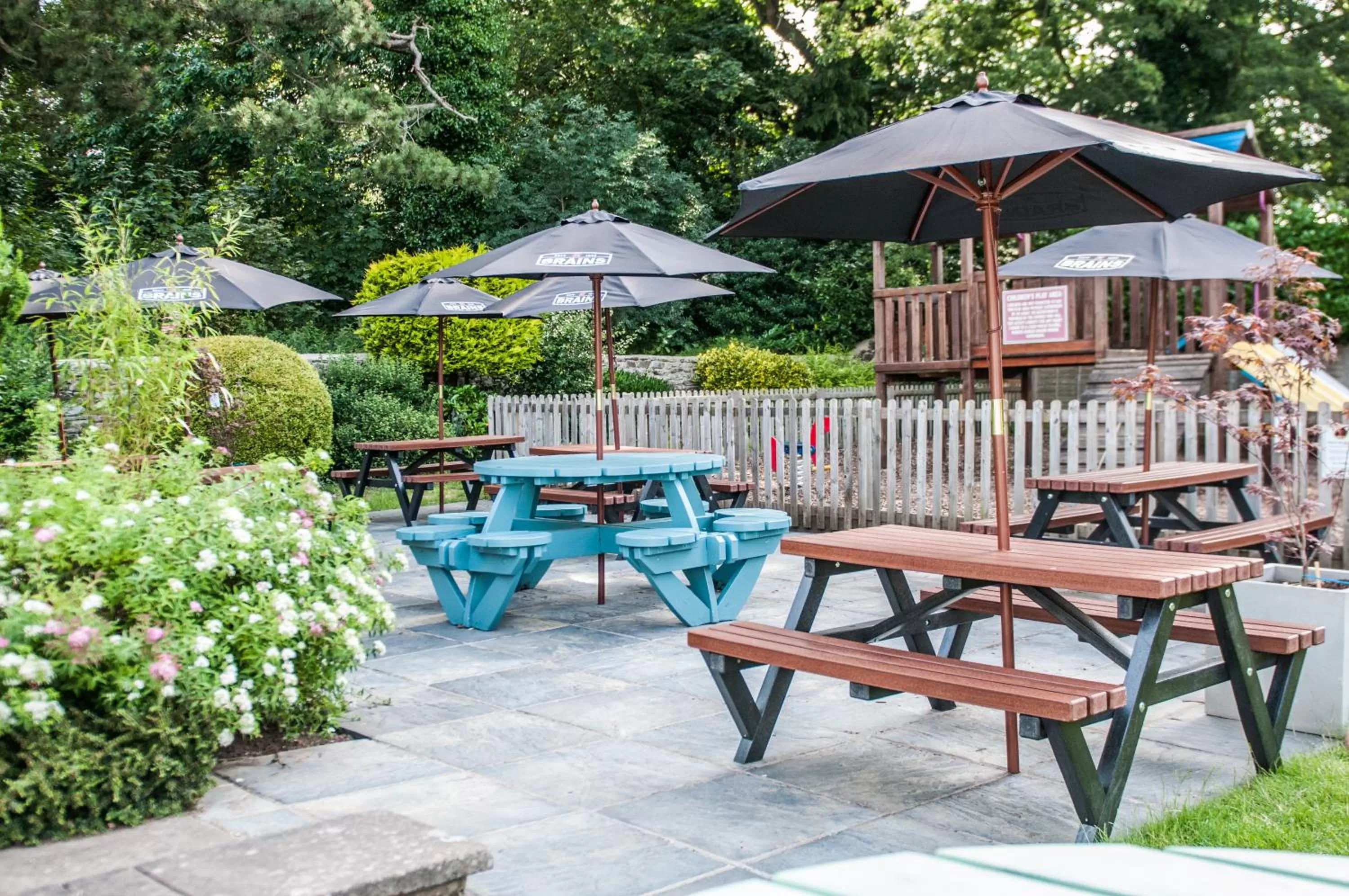Seating area in Lamb & Flag Inn