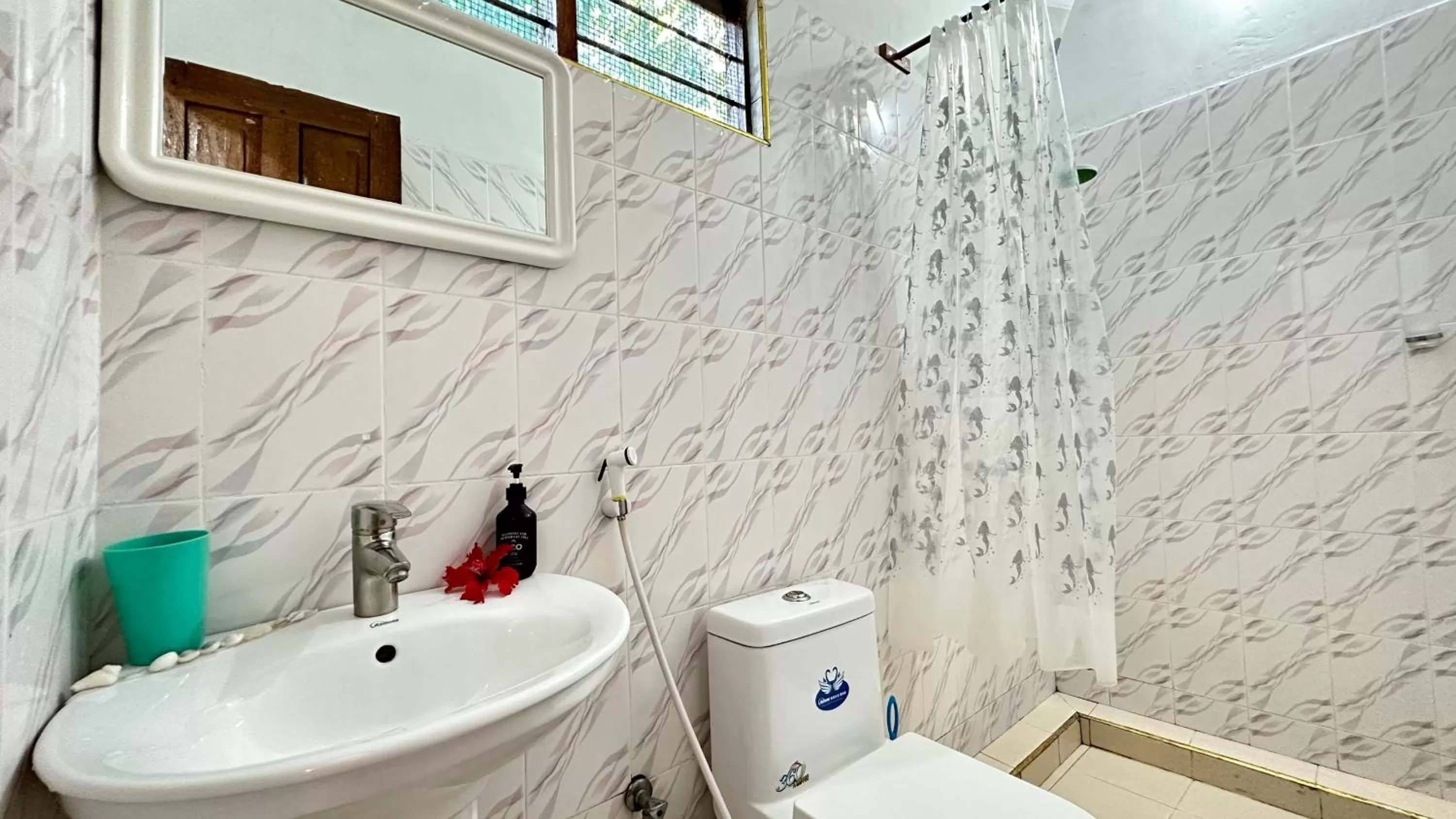 Shower, Bathroom in Kihori Nungwi