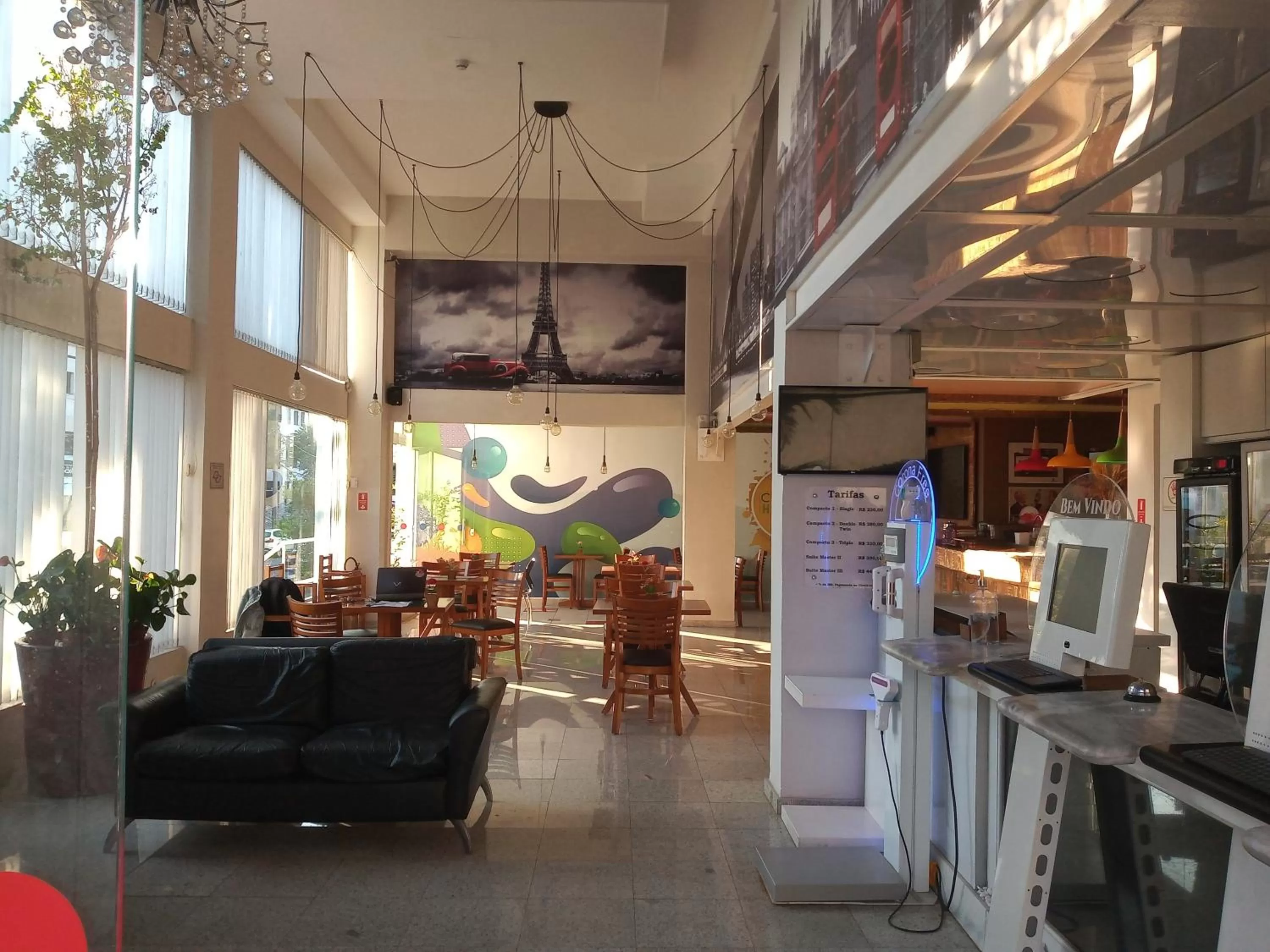 Lobby or reception in Compacto Hotel Alphaville Campinas