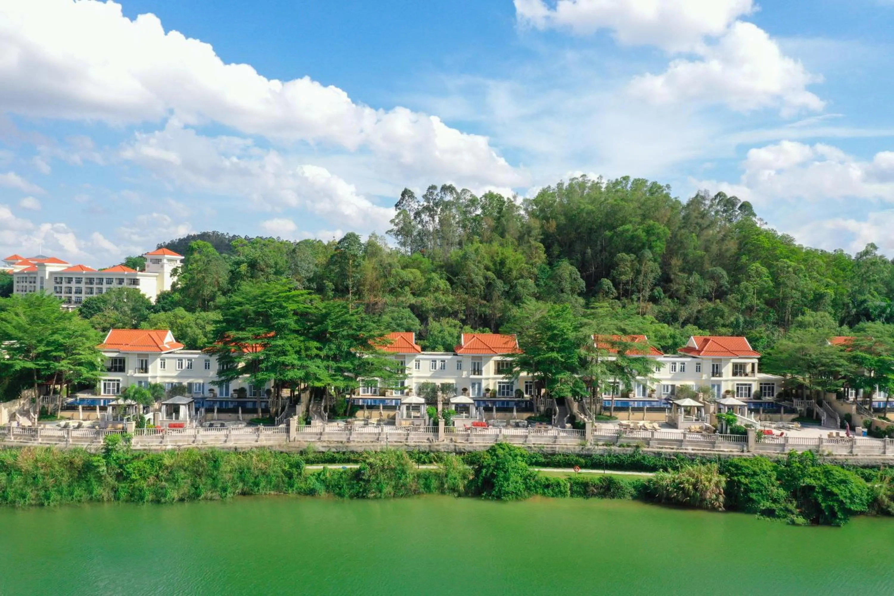 Good View Hotel Tangxia - 15 mins drive from Dongguan South Railway Station