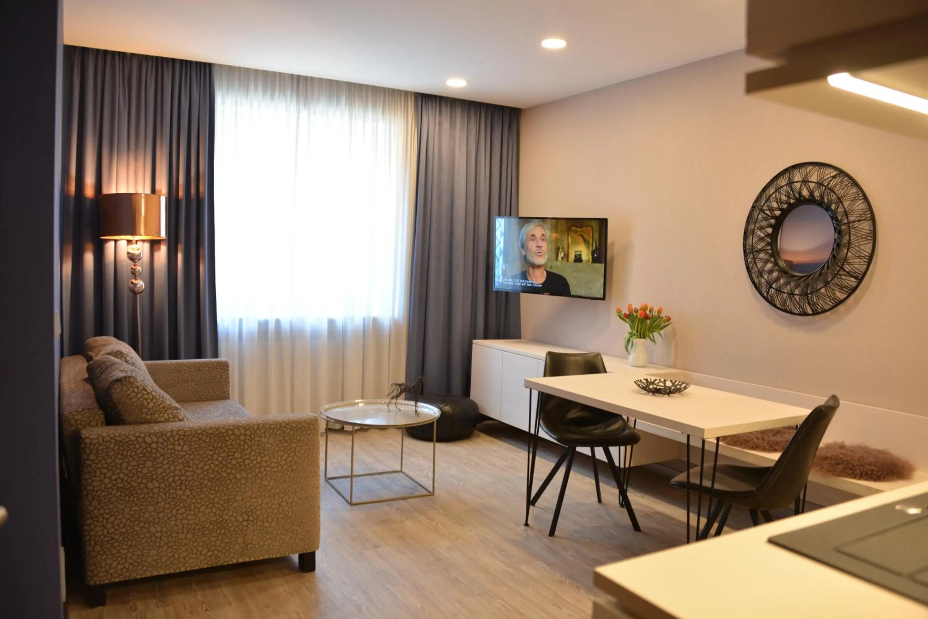 Communal lounge/ TV room in Belle Blue Zentrum