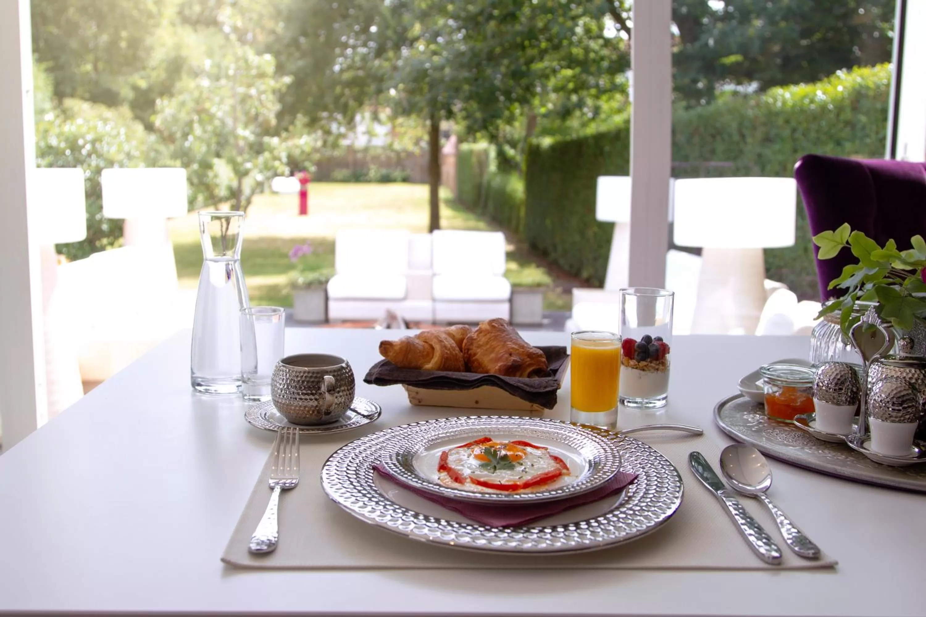 Breakfast in B&B Saint-Georges -Located in the city centre of Bruges-