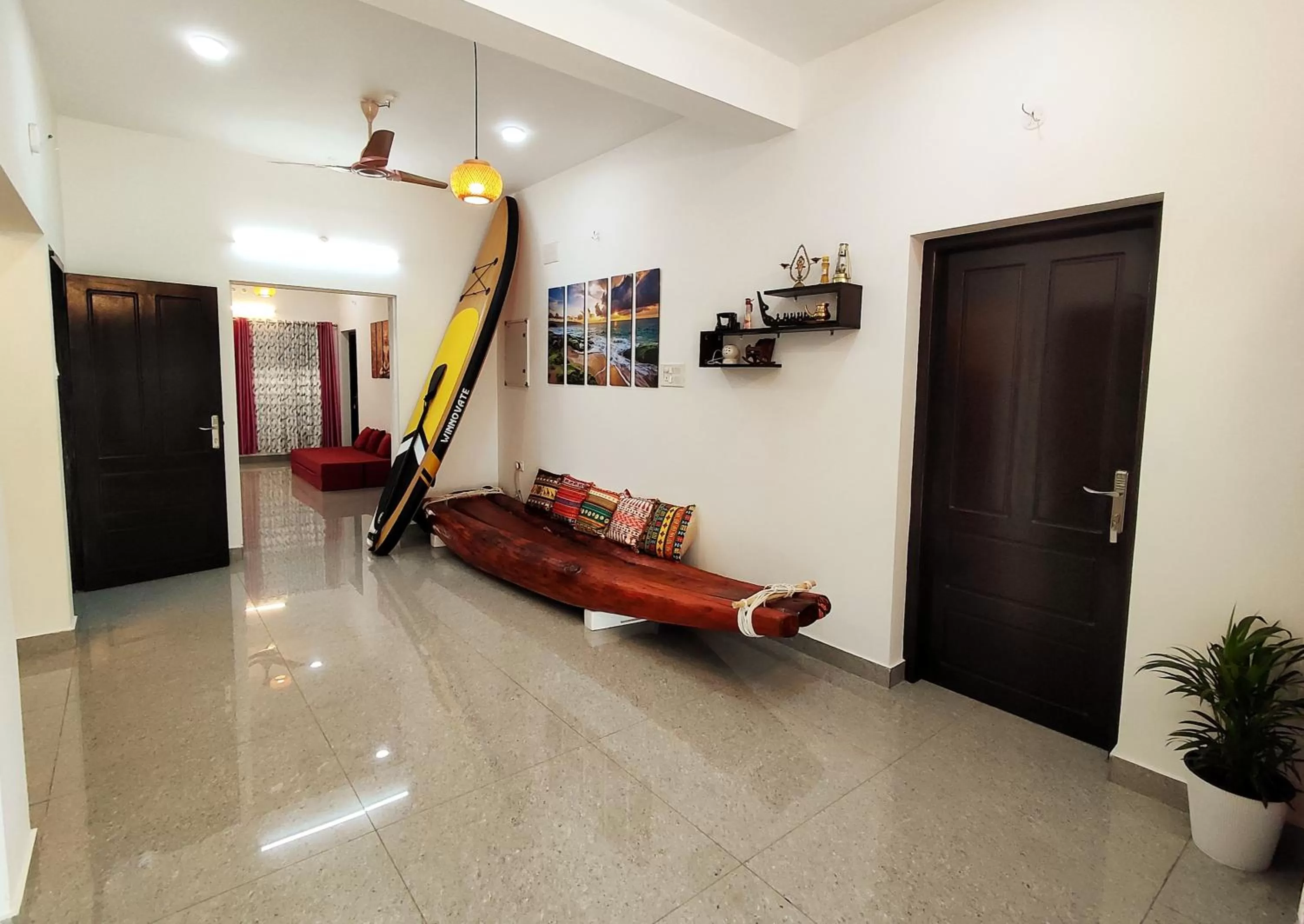 Living room, Lobby/Reception in Happy Buddha S4