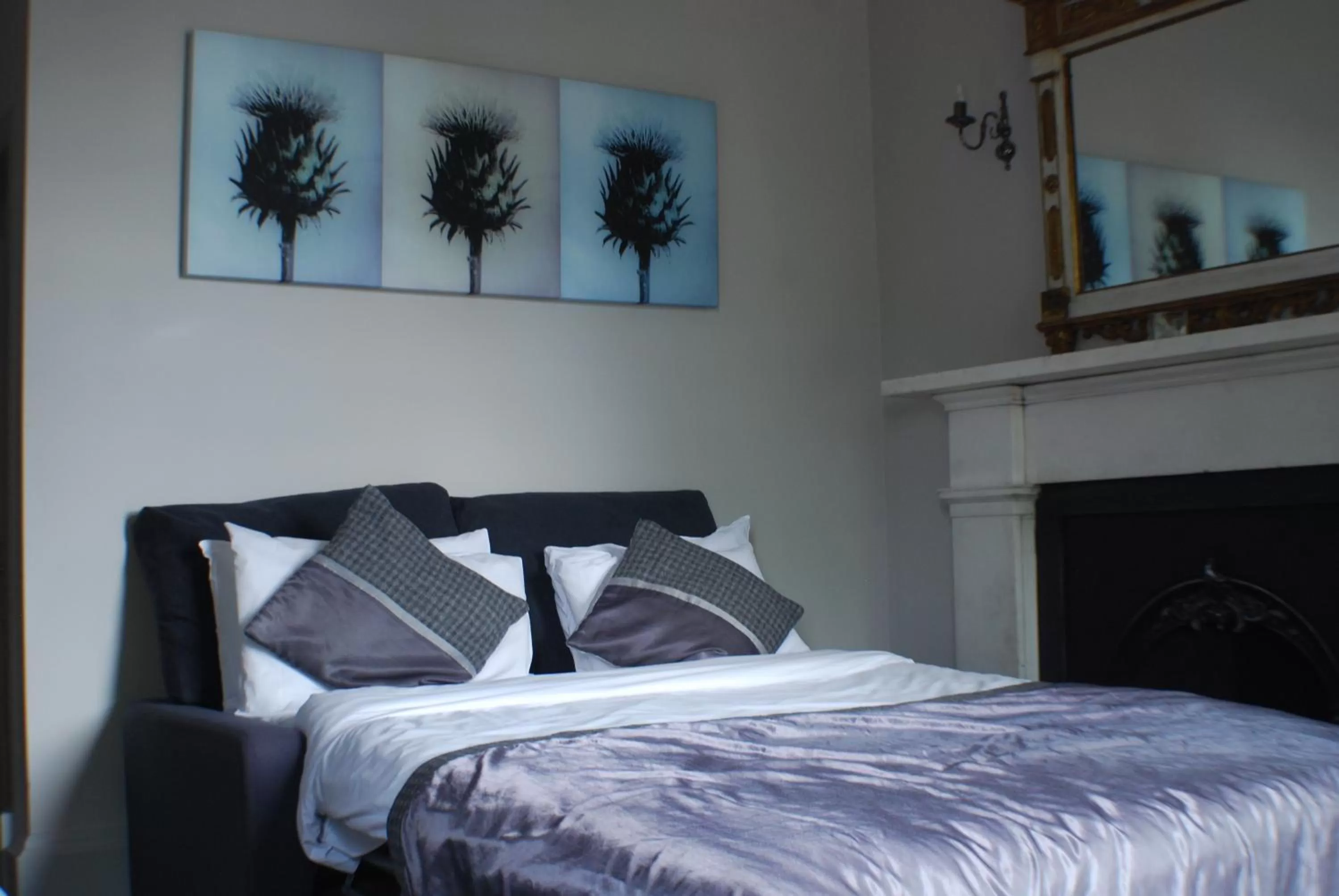 Bed in The Salisbury Hotel