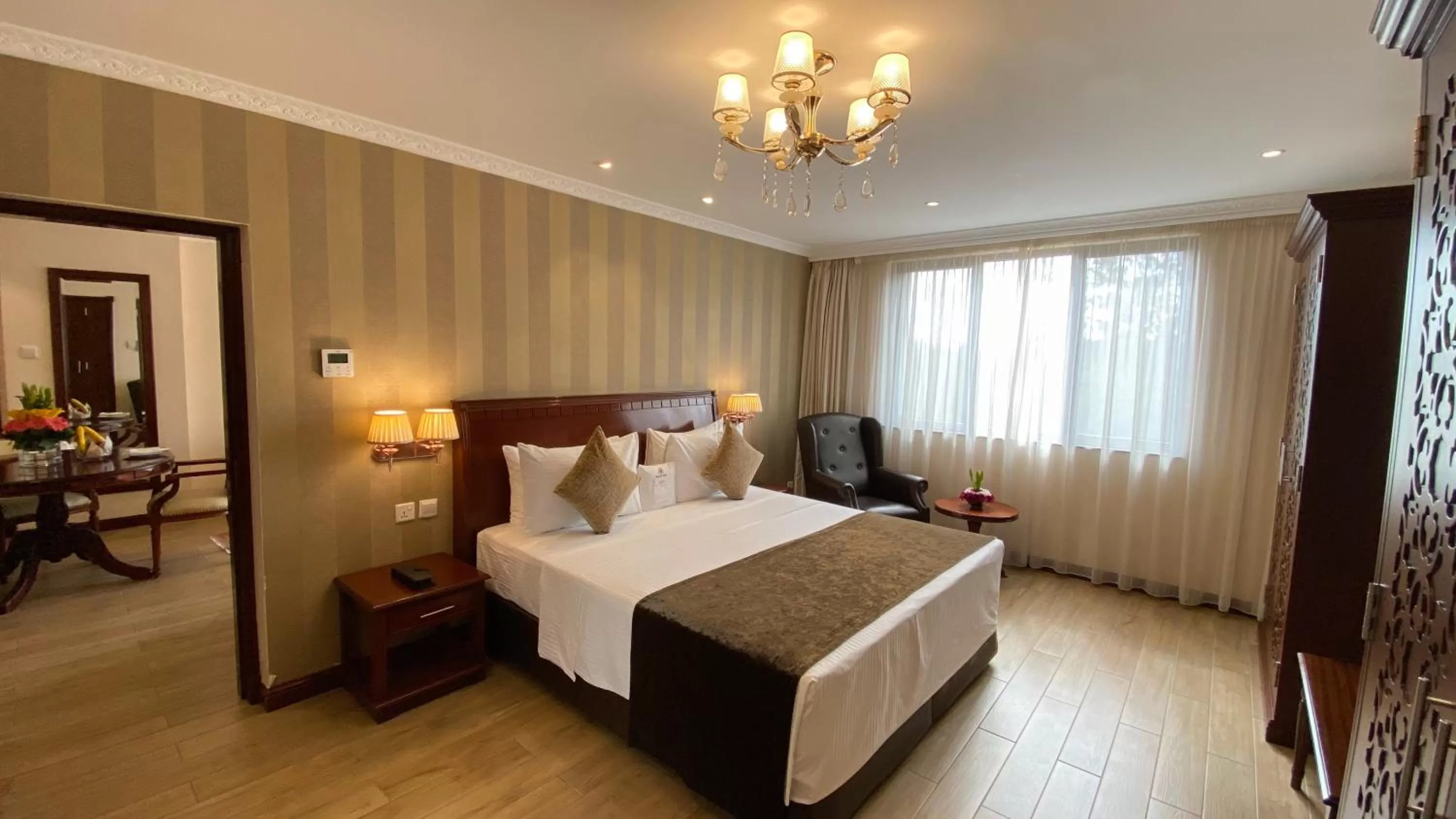 Bed in Sarova Woodlands Hotel and Spa