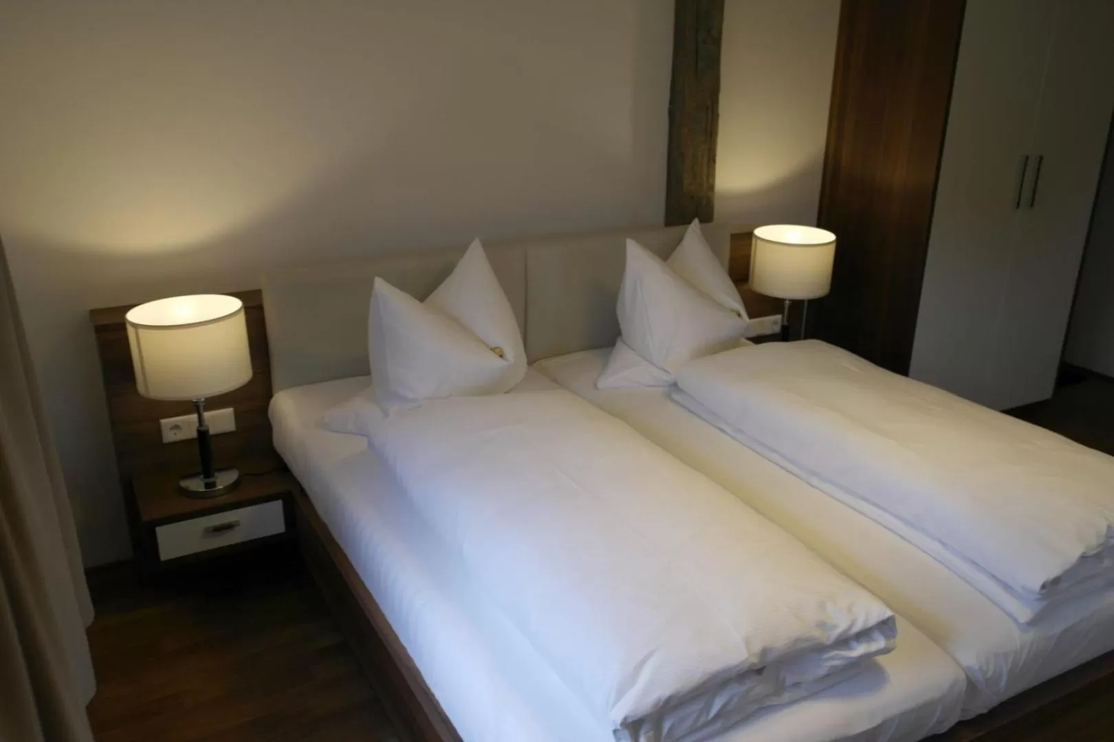 Bed in Hotel Schmales Haus