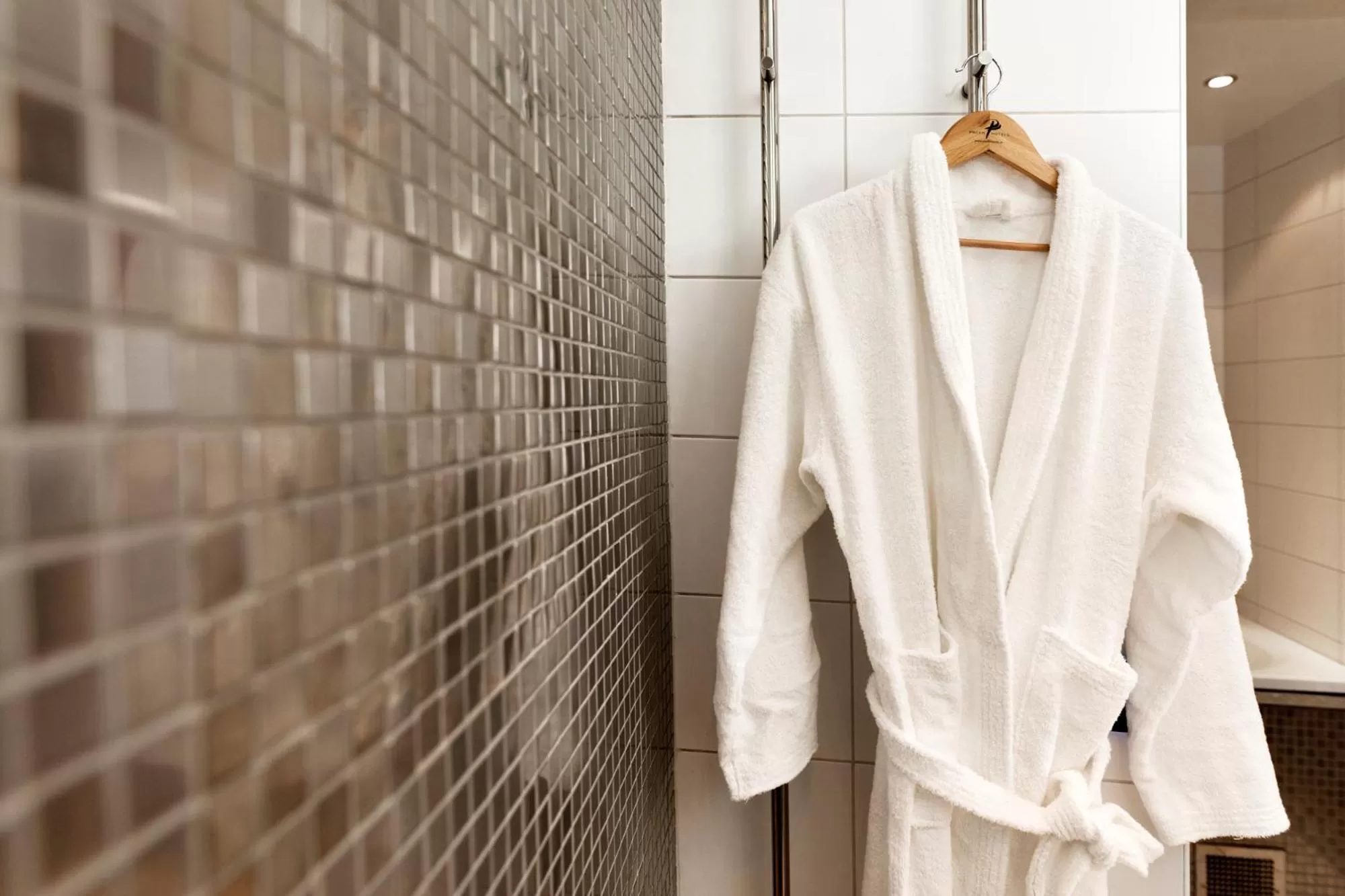 Shower in ProfilHotels Savoy