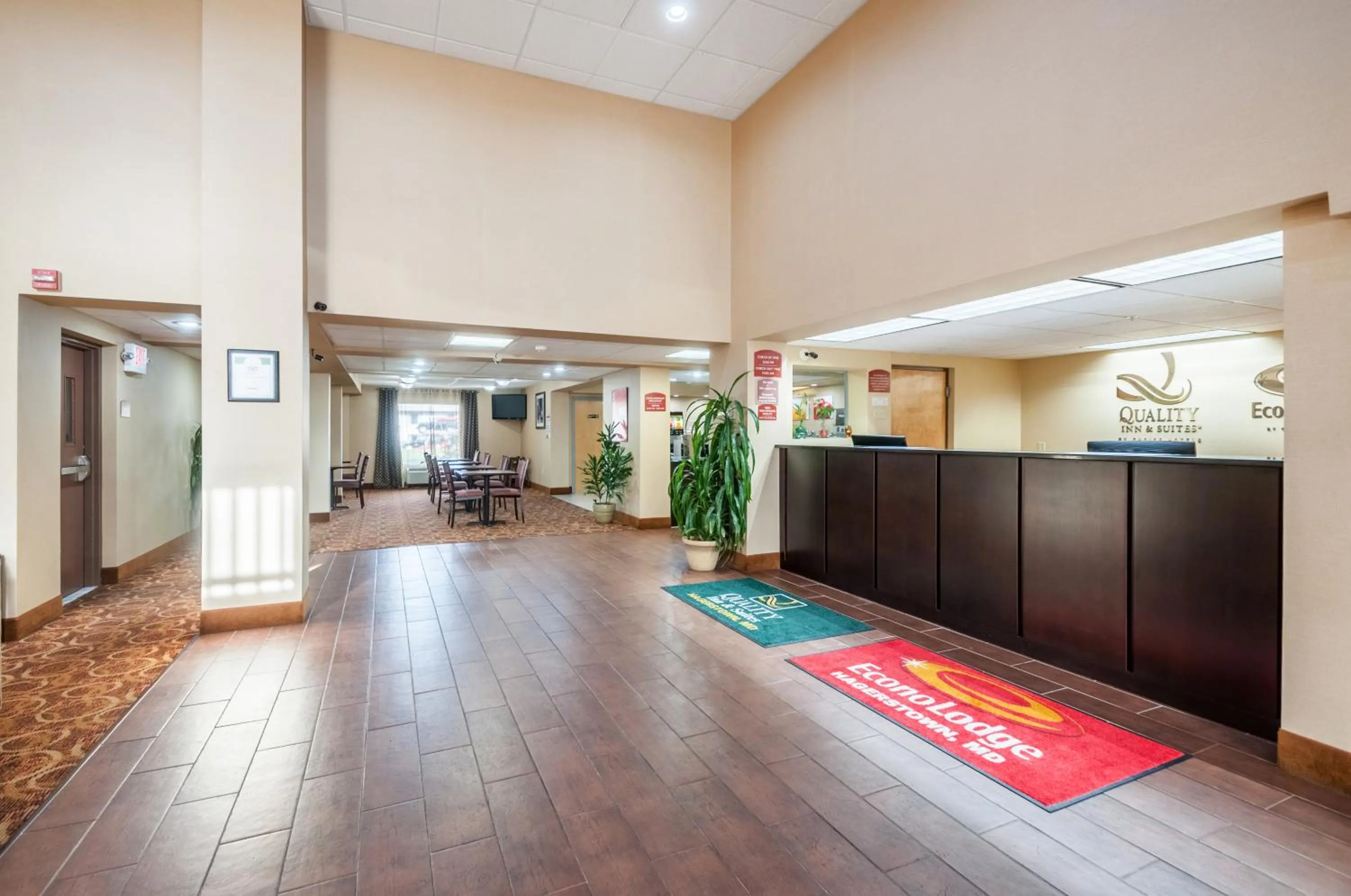 Lobby or reception in Econo Lodge Hagerstown