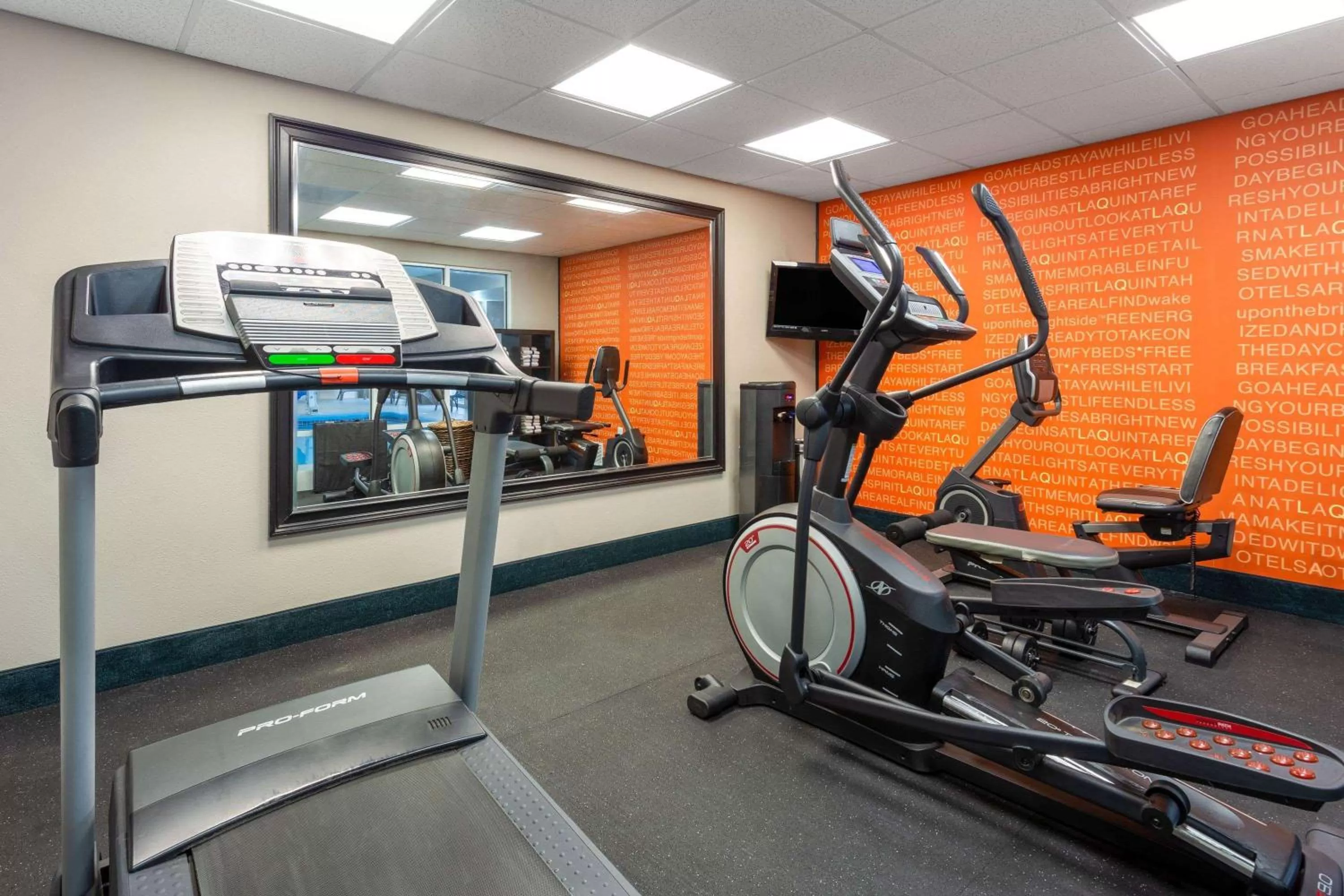 Fitness centre/facilities in La Quinta by Wyndham Columbus West - Hilliard