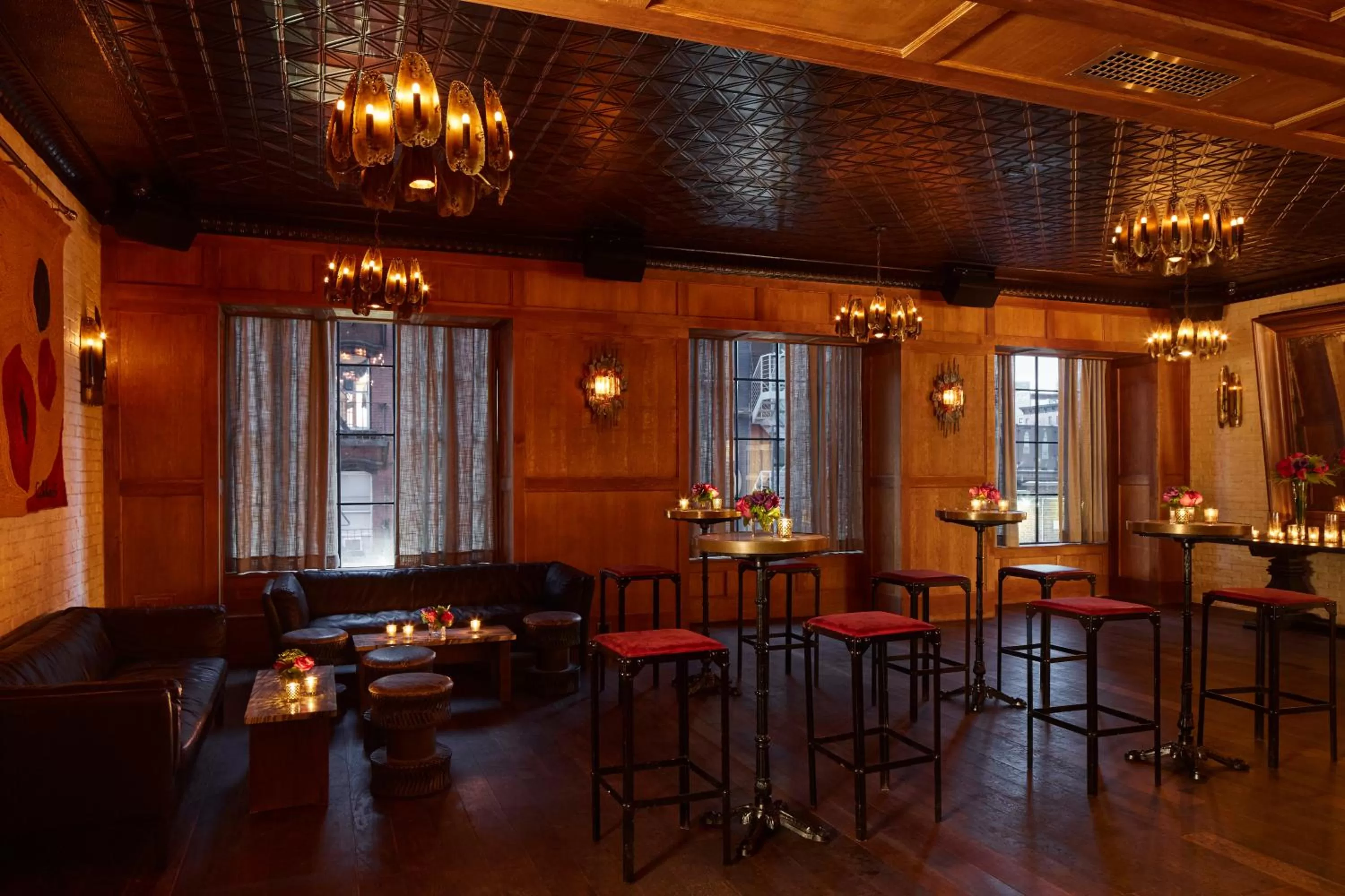 Drinks in The Ludlow Hotel