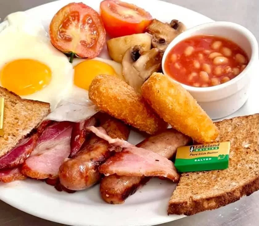 Food and drinks in Beach Green Hotel