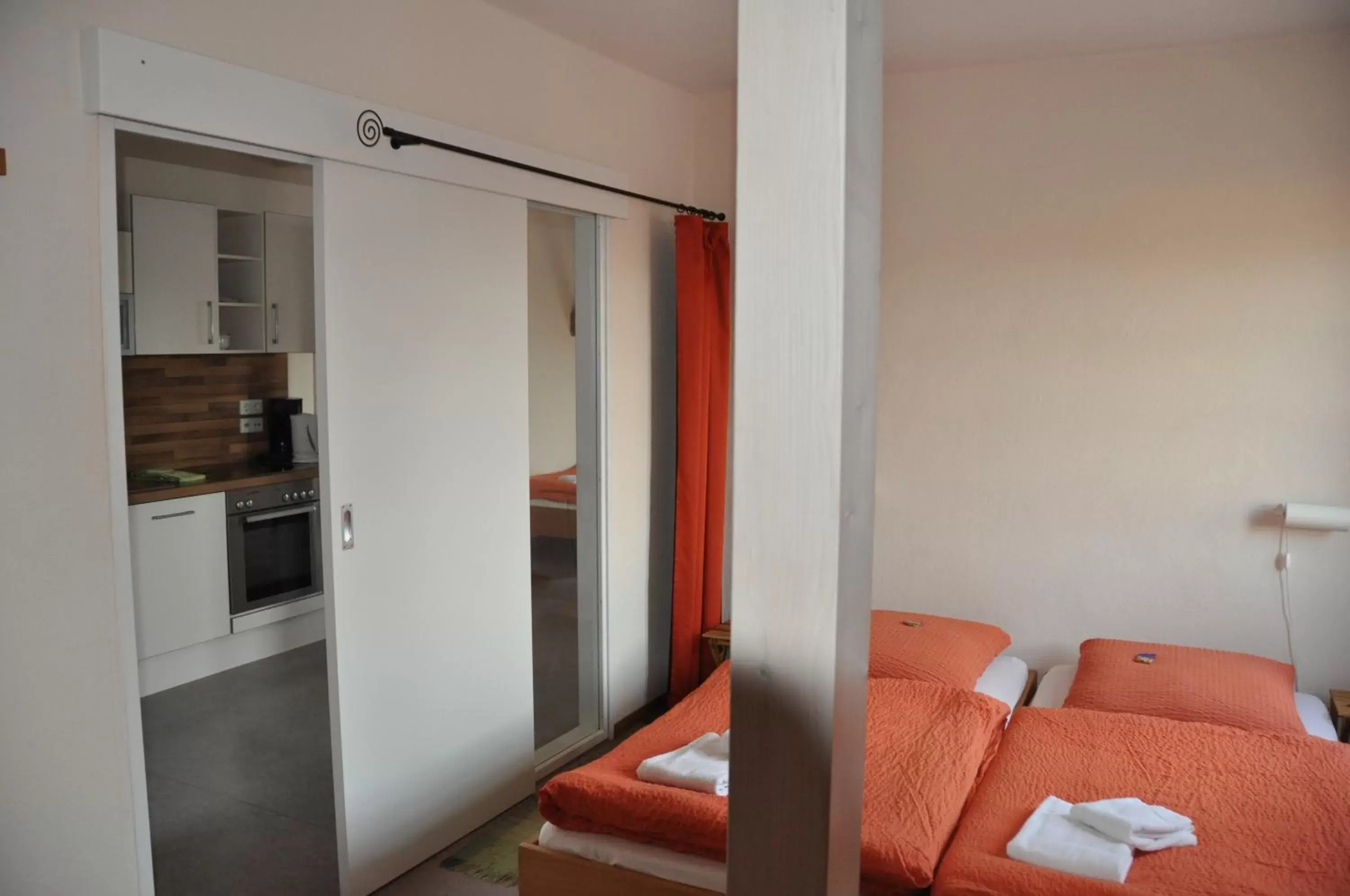 One-Bedroom Apartment in Gästehaus stuttgART36 One-Bedroom Apartment in Gästehaus stuttgART36