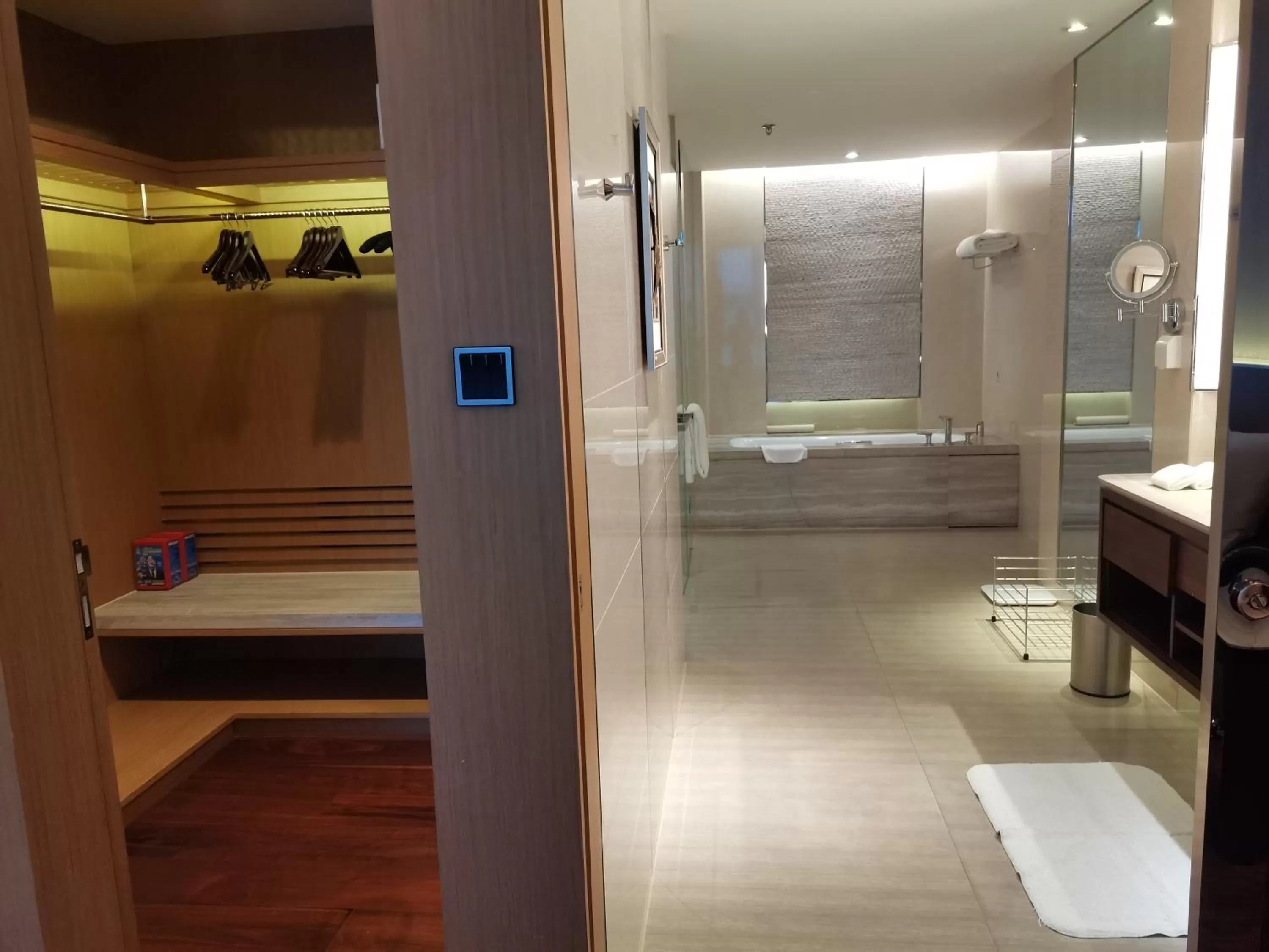 Toilet in The OCT Harbour, Shenzhen - Marriott Executive Apartments