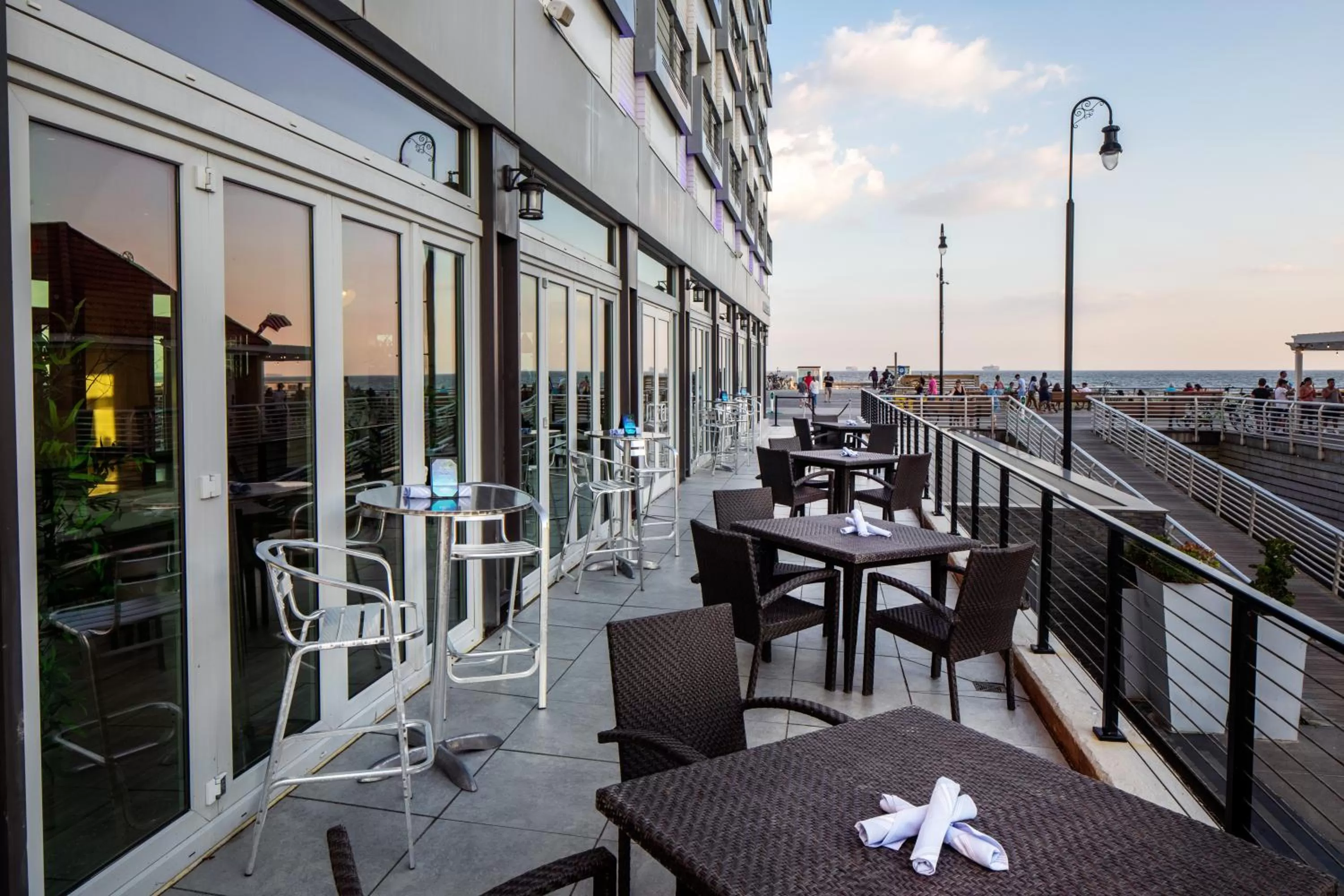 Restaurant/places to eat in Allegria Hotel