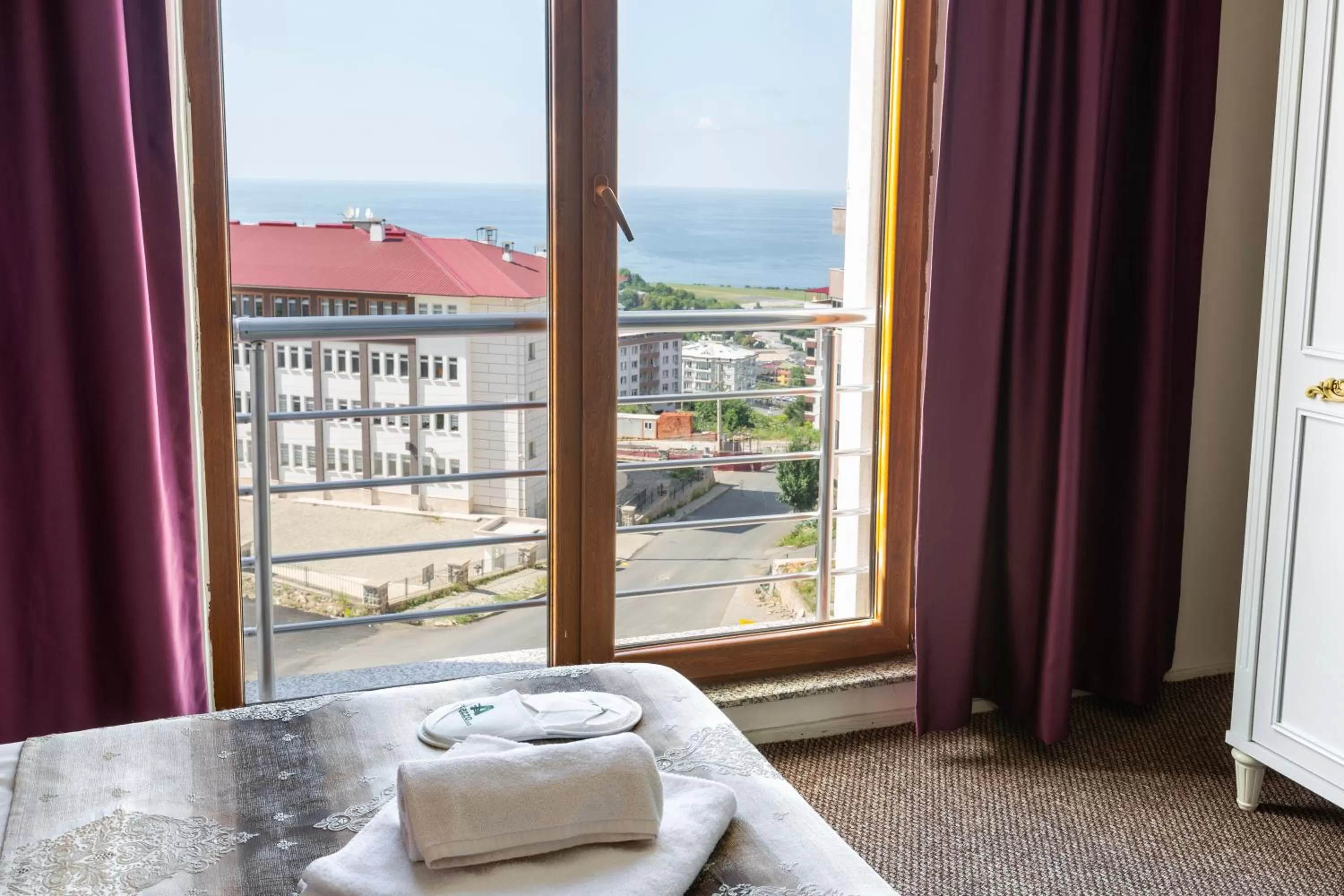 Bikka&Asell Suite Hotel