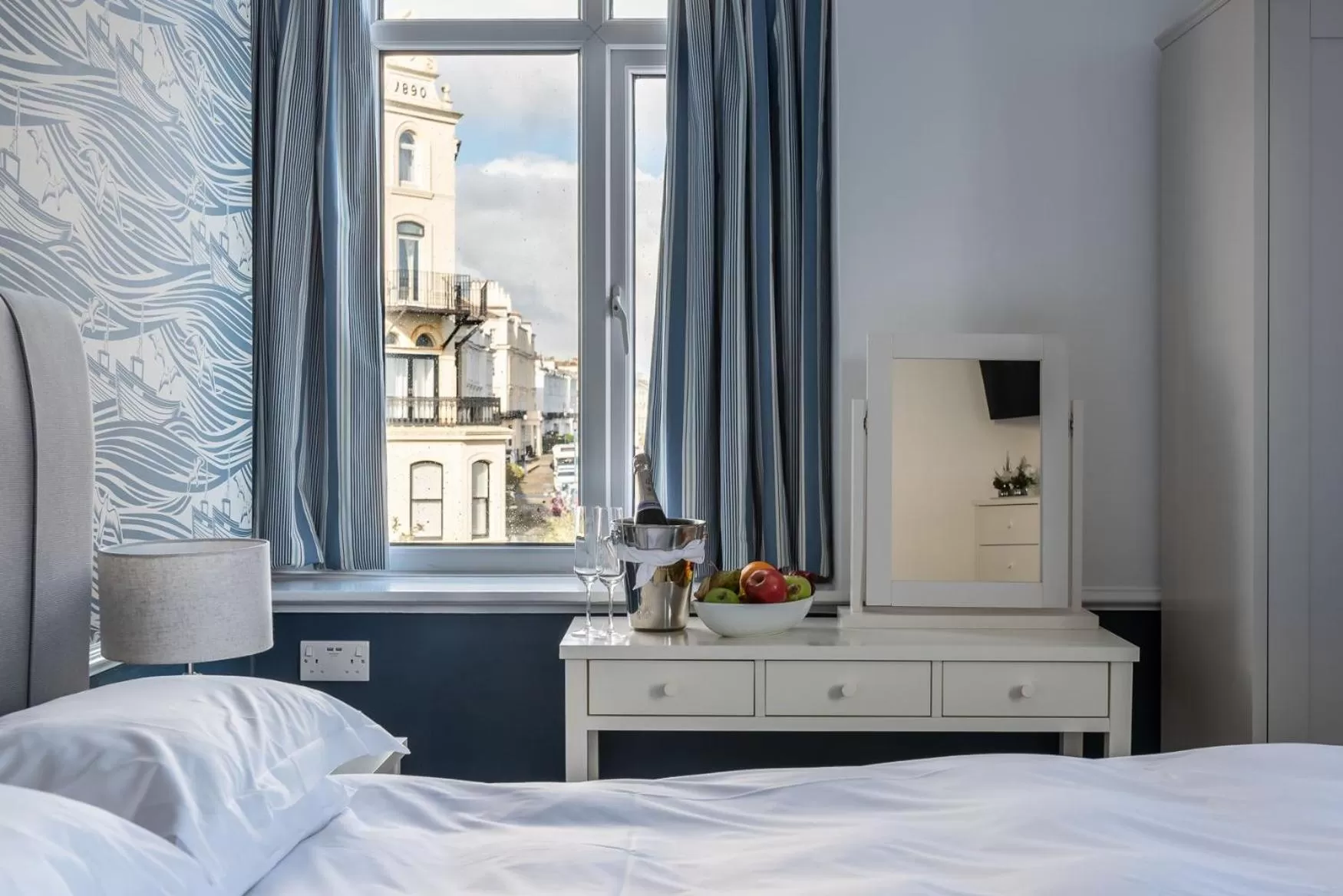 Bed in The White Lodge Hotel