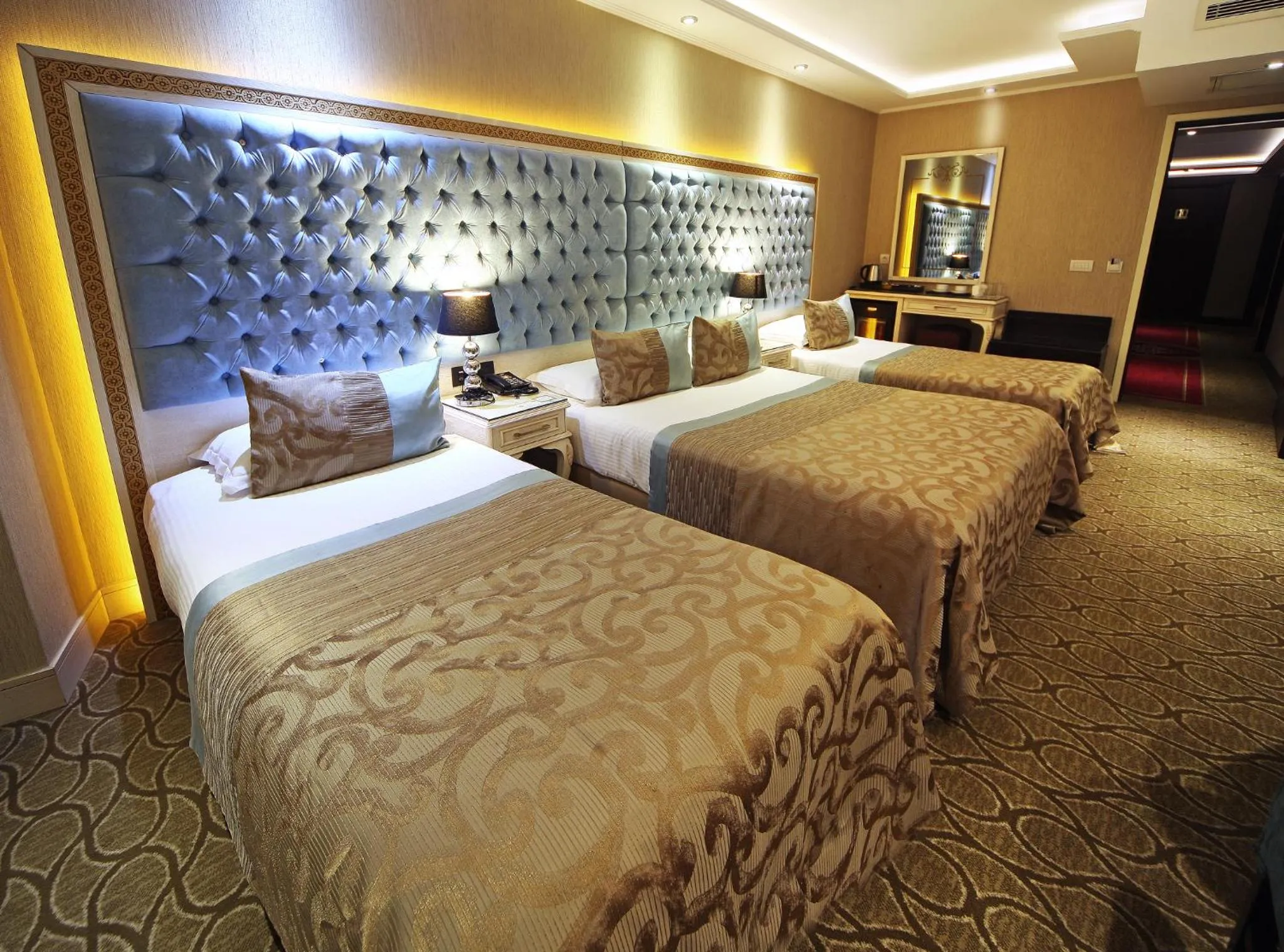 Bed in Black Bird Hotel